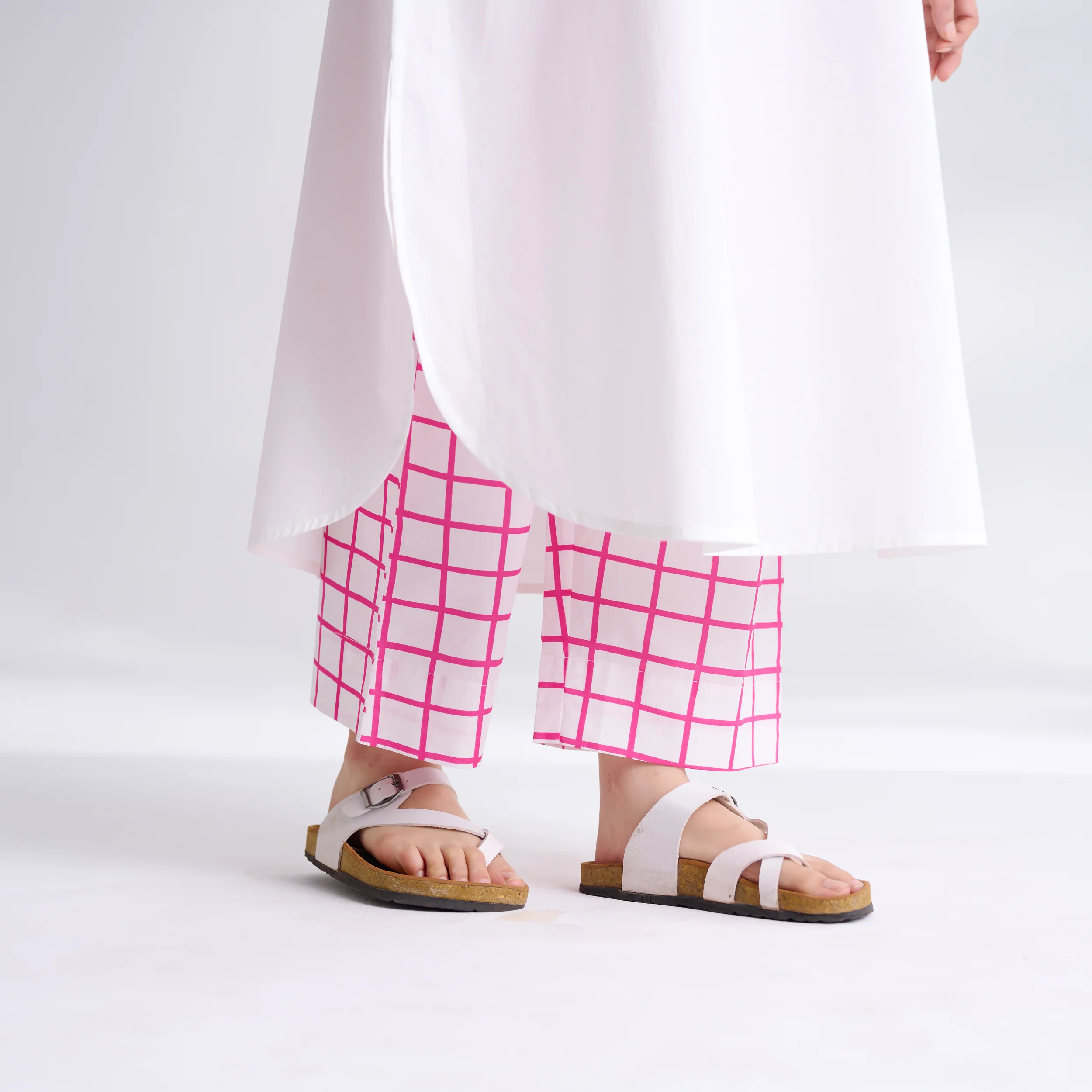 Anaar Patchwork Cotton Kurta Set - Fuchsia - Image 4