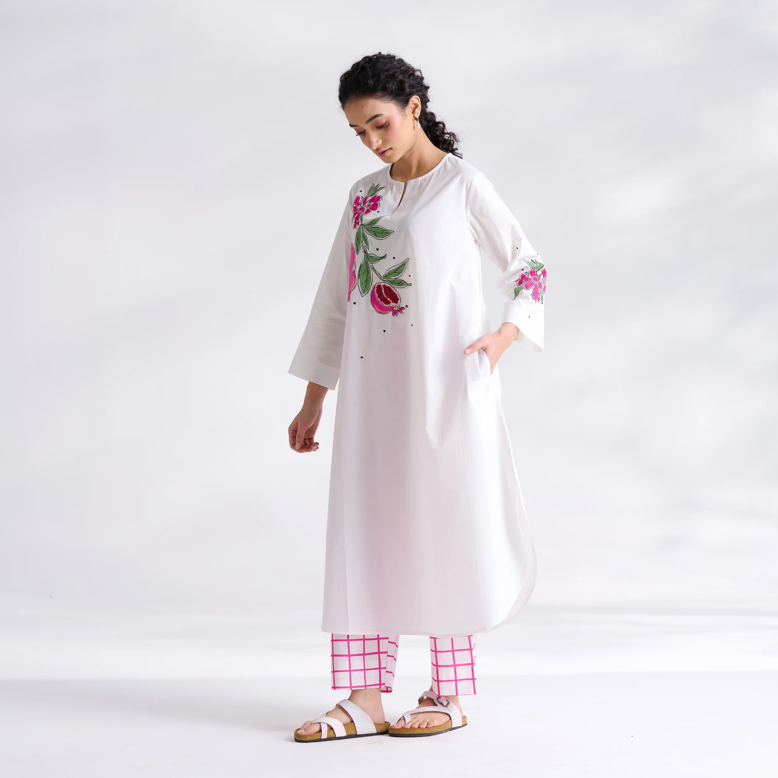 Anaar Patchwork Cotton Kurta Set - Fuchsia - Image 6
