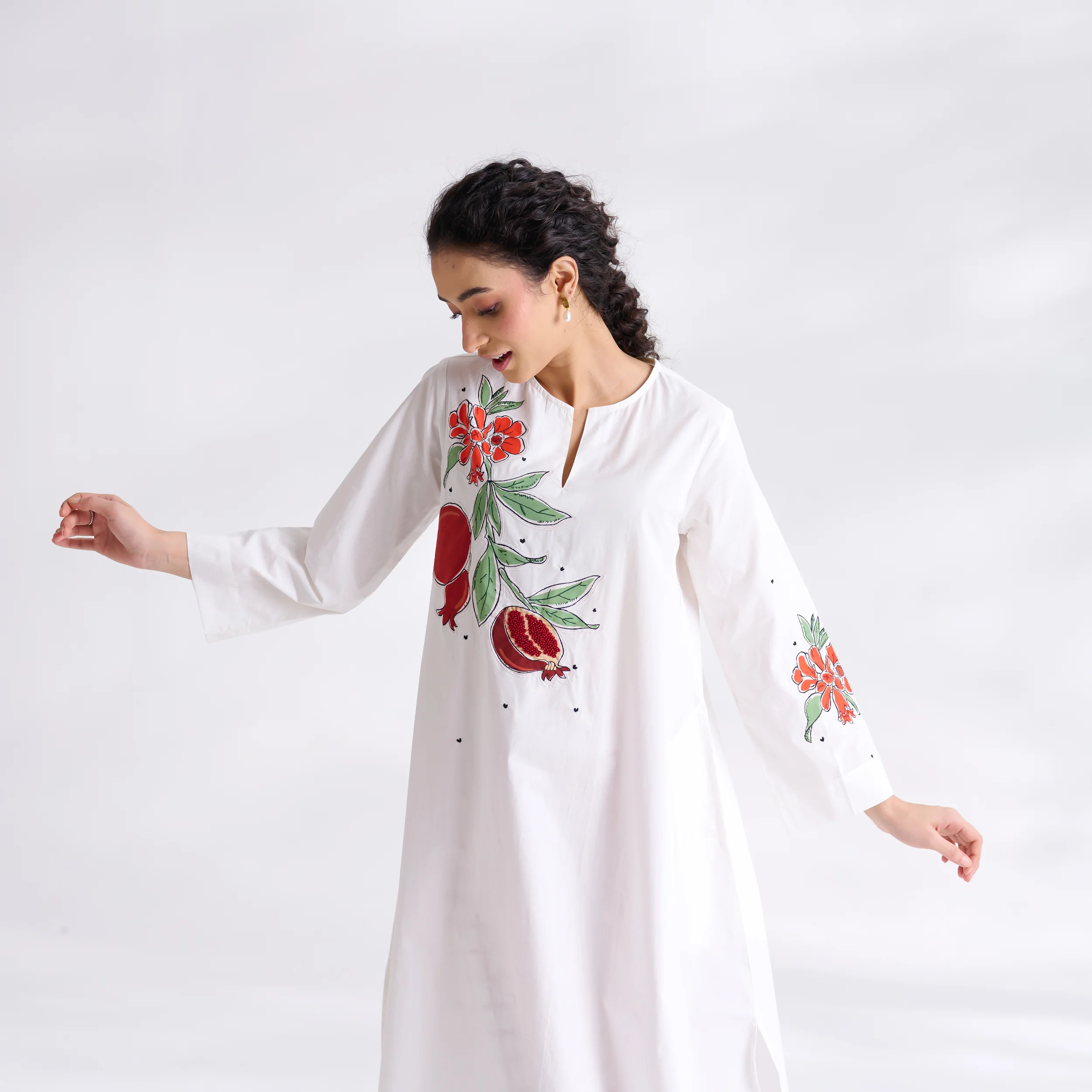 Anaar Patchwork Cotton Kurta Set - Red - Image 5