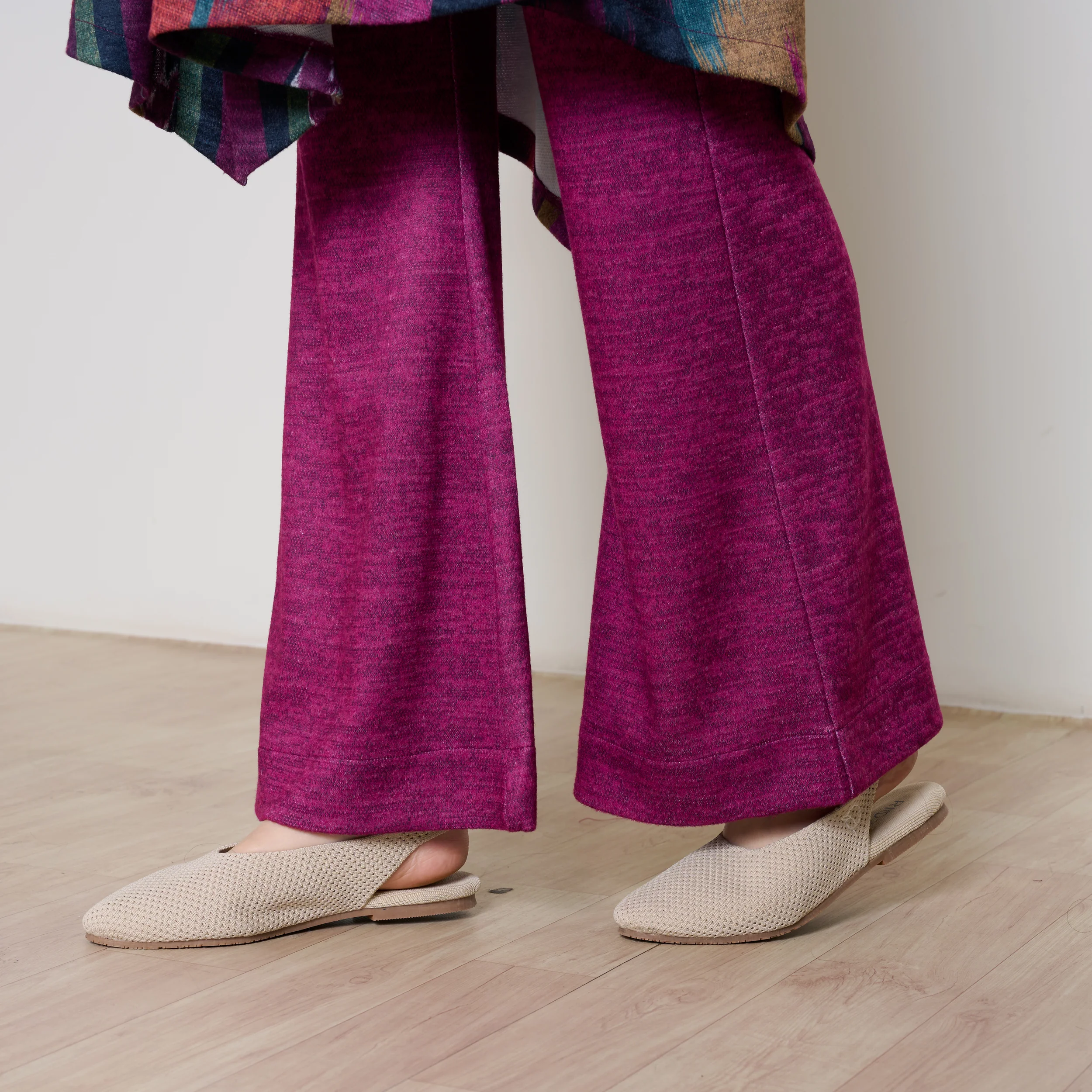 Autumn Woollen Coord Set - Black & Multicolour - Image 5