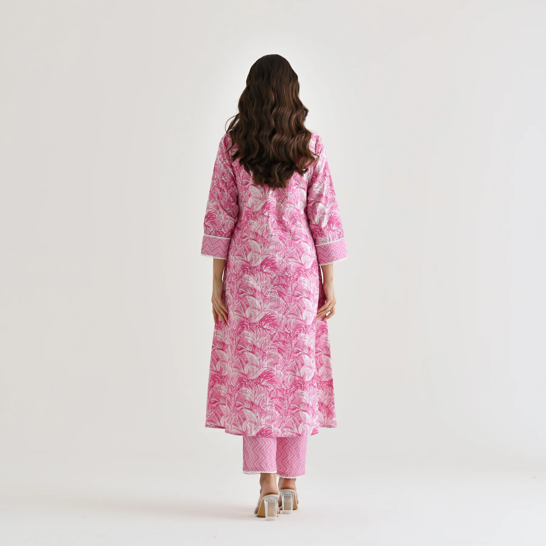 Baby Pink Sanganeri Cotton Kurta with Embroidery & Lace Details - Image 7