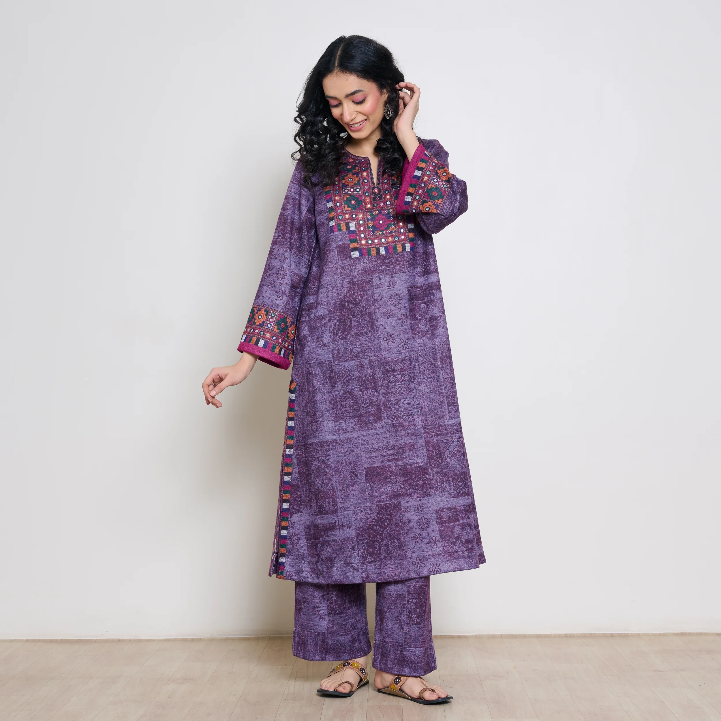 Banjara Woollen Hand Embroidered Kurta - Cherry Lacquer - Image 4