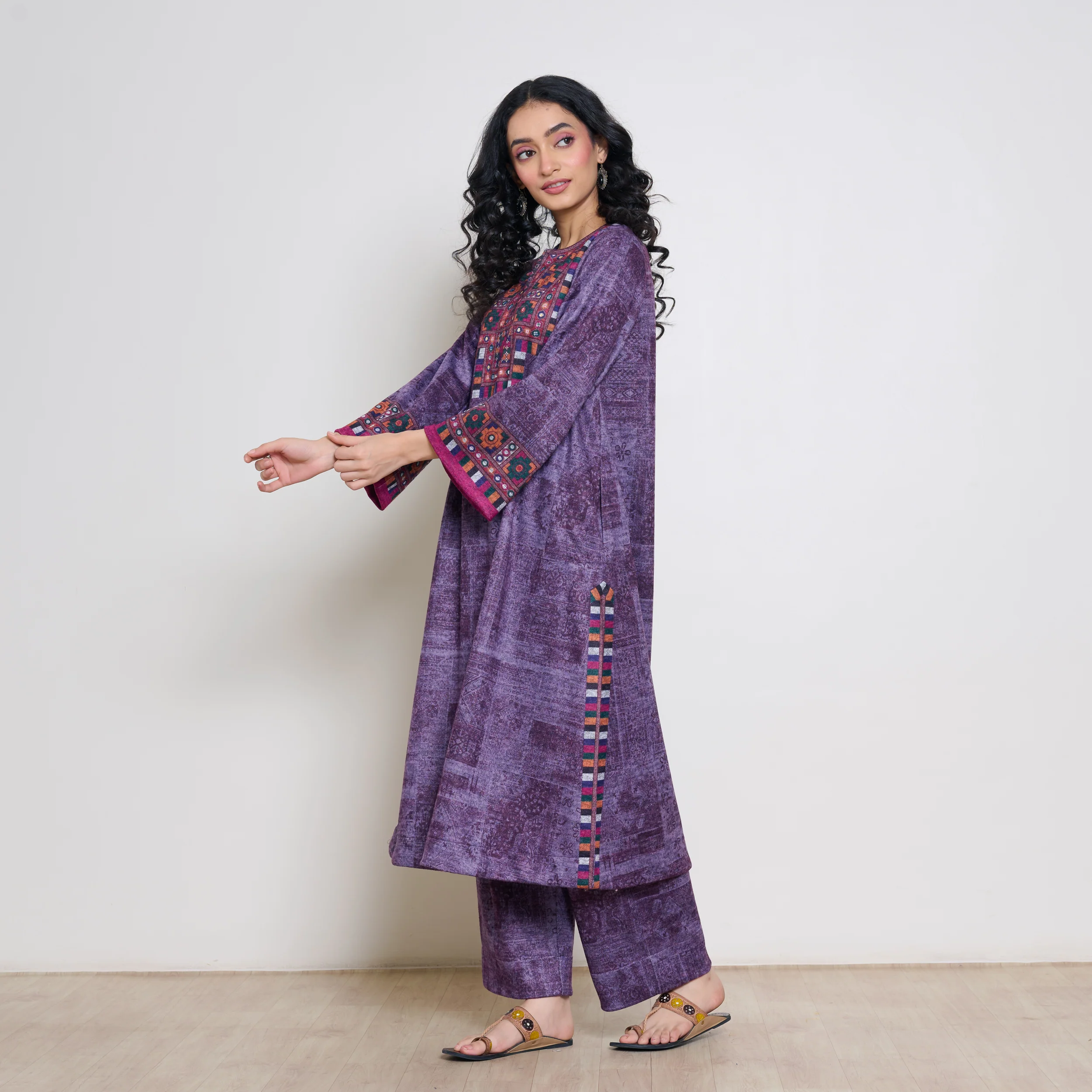 Banjara Woollen Hand Embroidered Kurta - Cherry Lacquer - Image 9