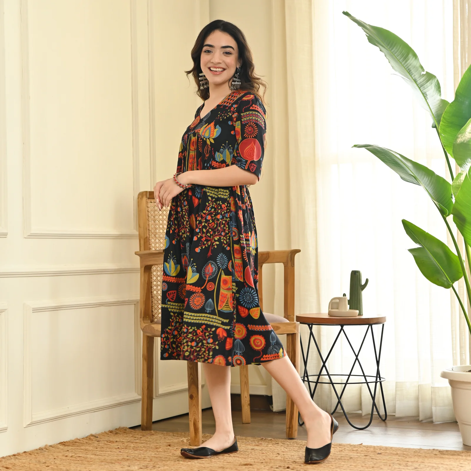 Black Abstract Print Flared Dress - Image 3