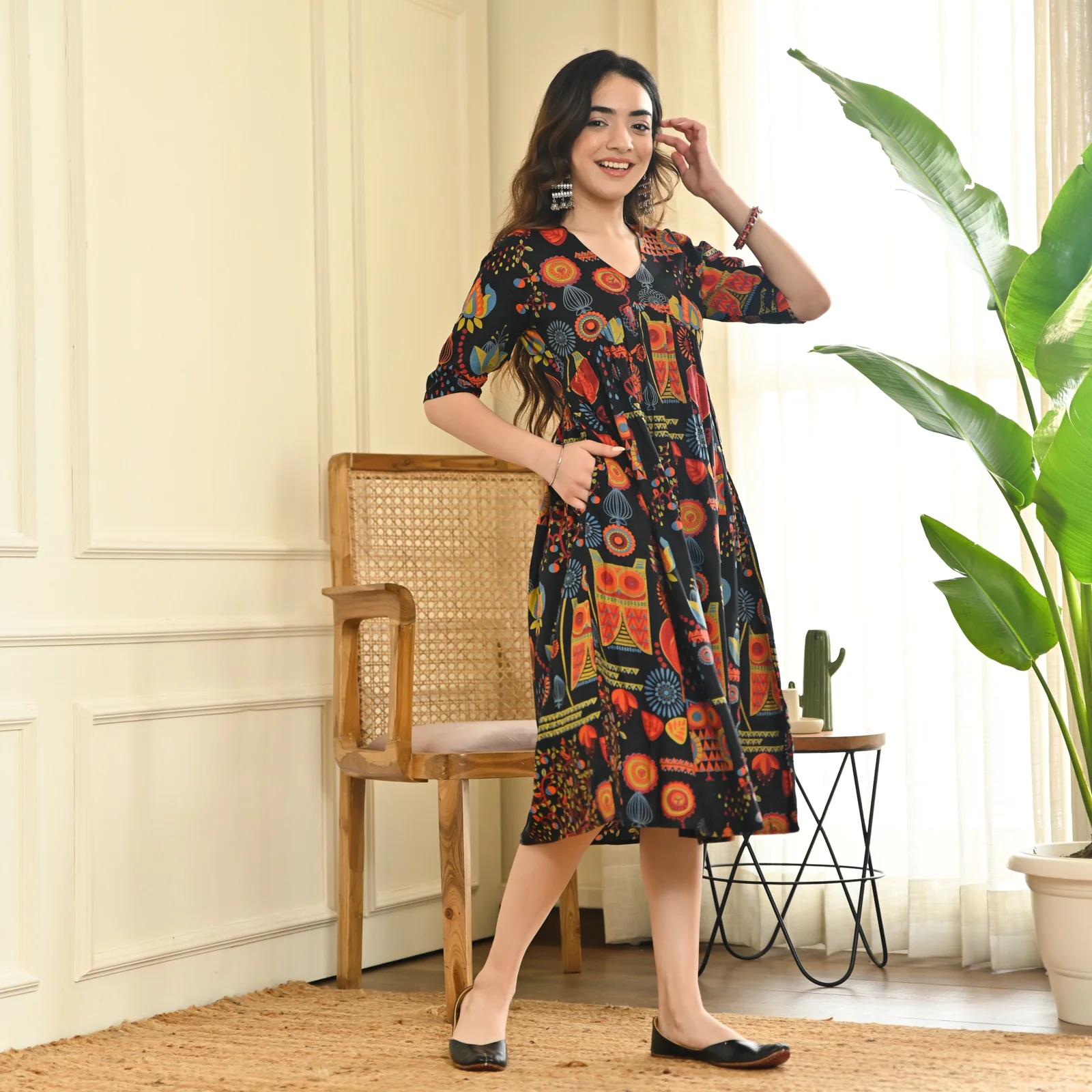 Black Abstract Print Flared Dress - Image 6