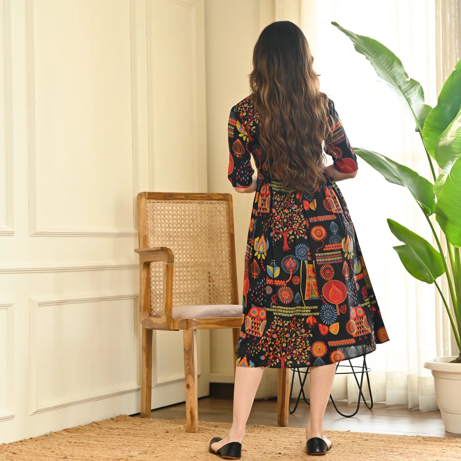 Black Abstract Print Flared Dress - Image 8