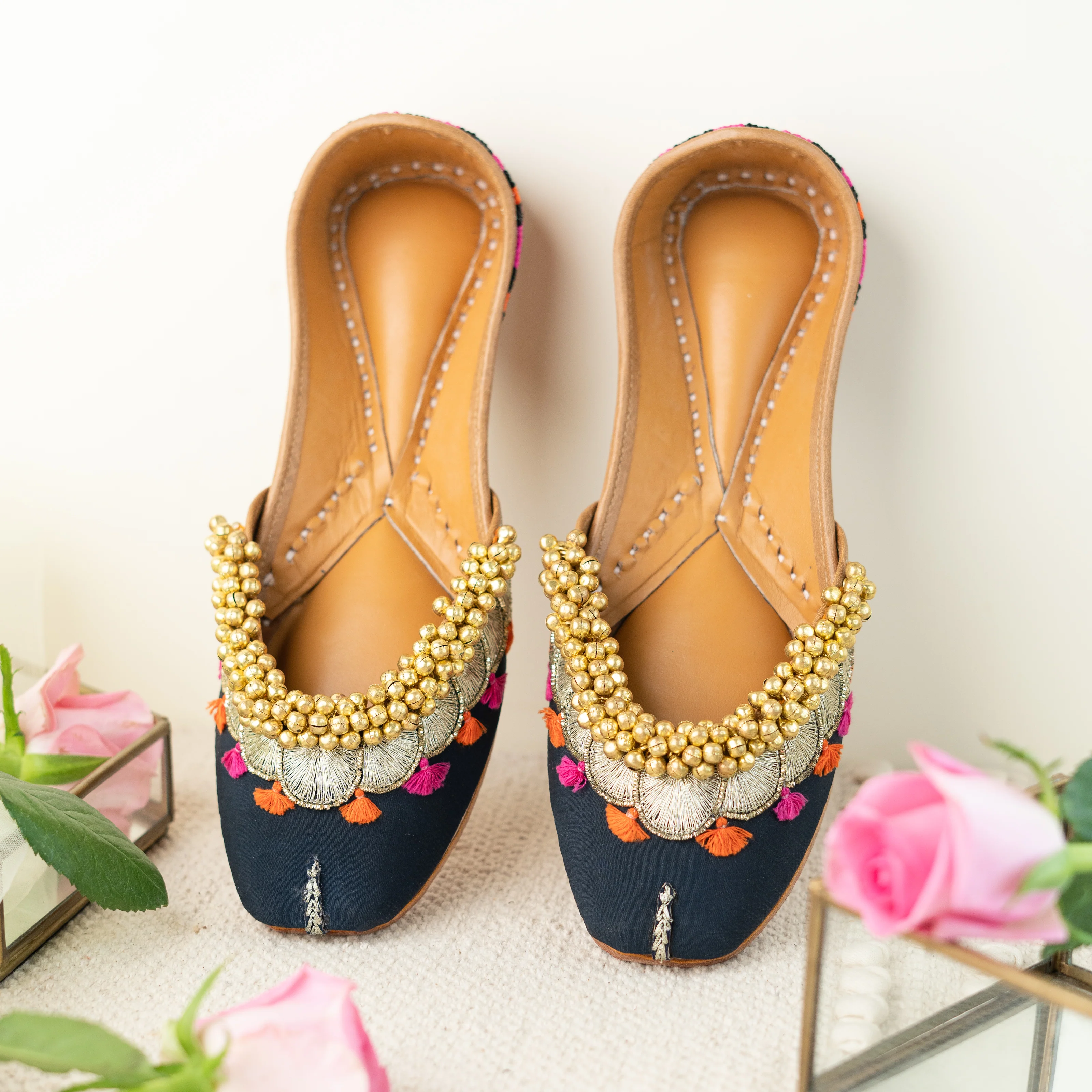 Black Embroidered Ghungroo Jutti - Image 3
