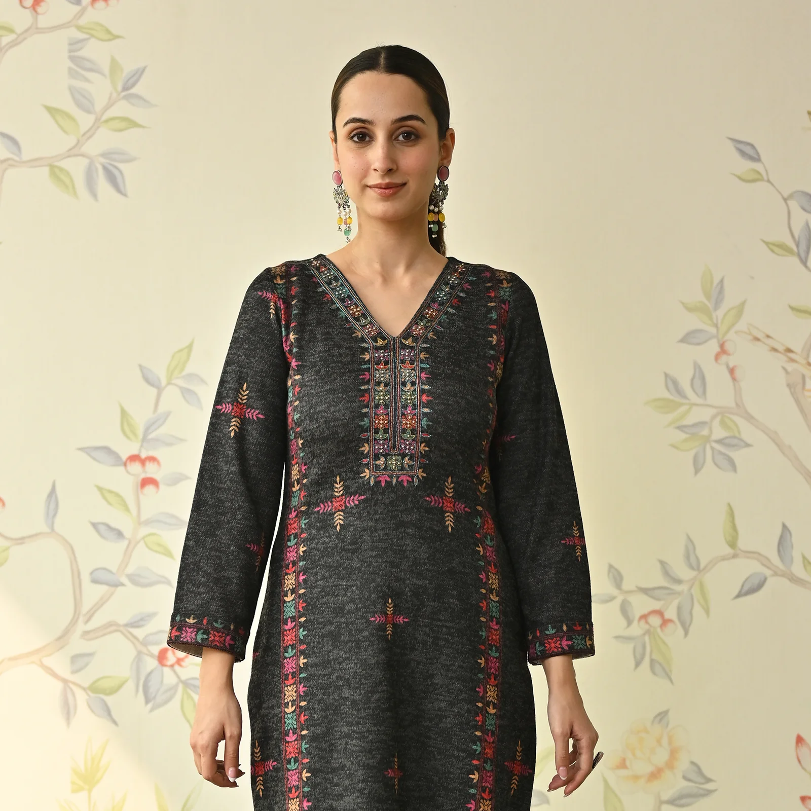 Black Embroidered & Phulkari Printed Woollen Kurta Pant Set - Image 3