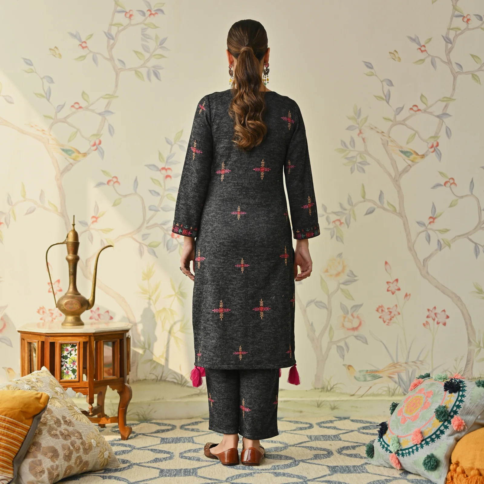 Black Embroidered & Phulkari Printed Woollen Kurta Pant Set - Image 7
