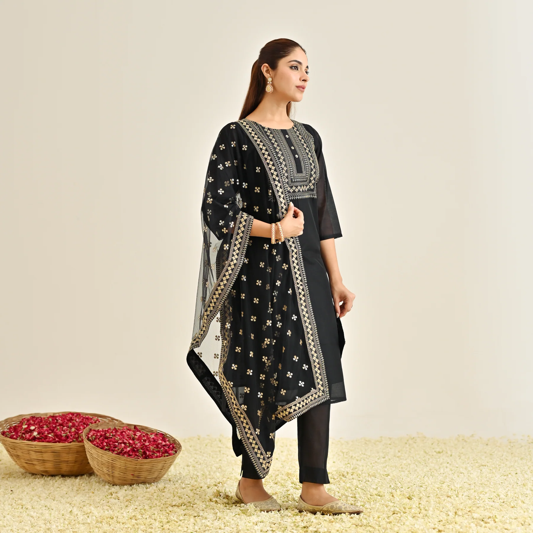 Black Festive Embroidered Kurta Set with Embroidered Dupatta - Image 4