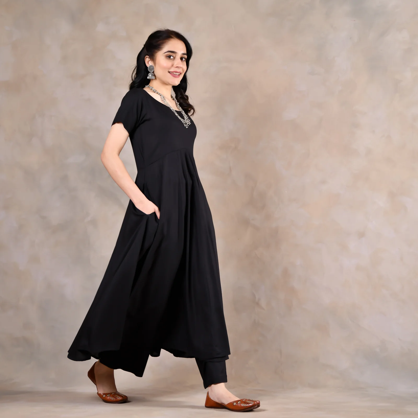 Black Flared Kurta Set with Scalloped Dupatta - Image 8
