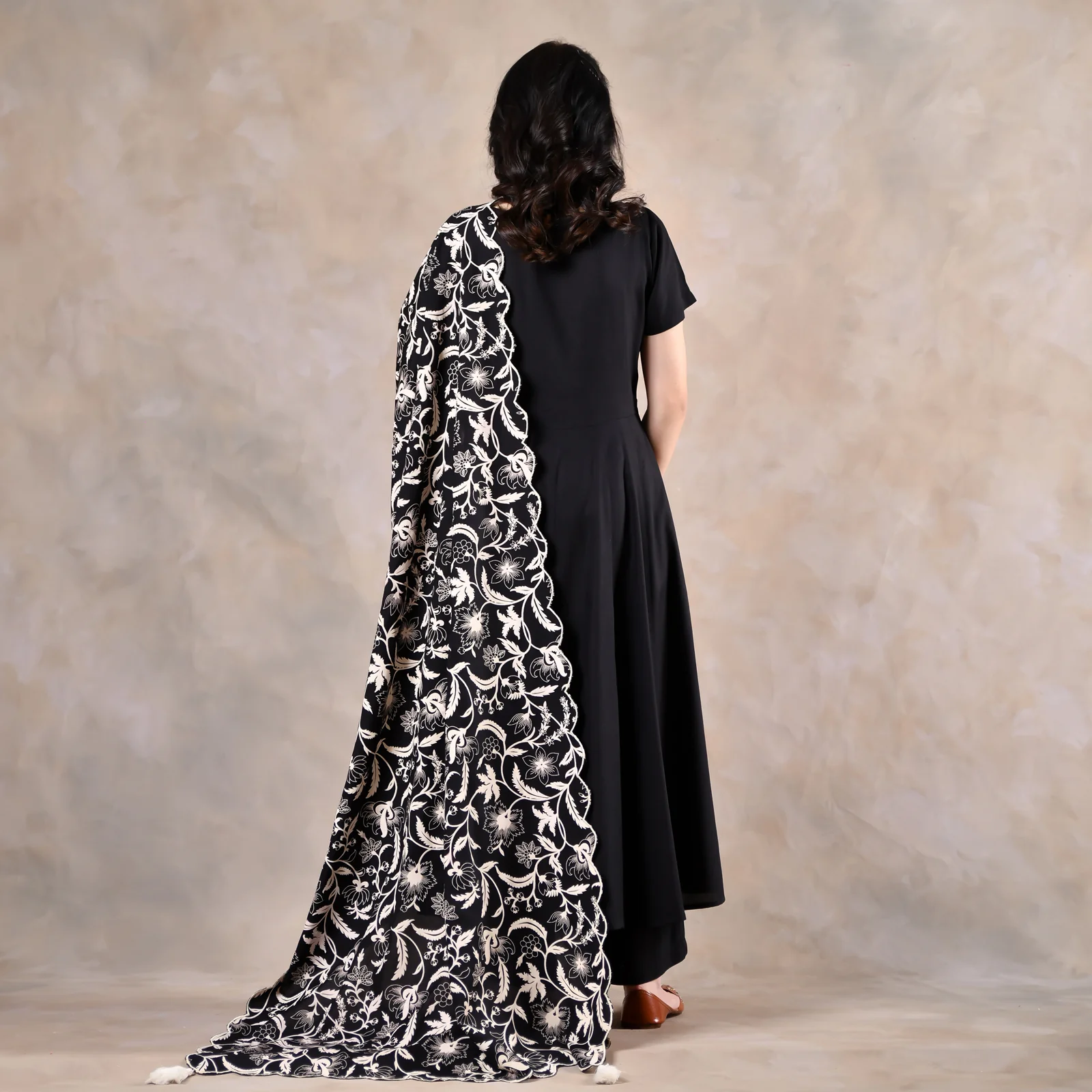 Black Flared Kurta Set with Scalloped Dupatta - Image 9