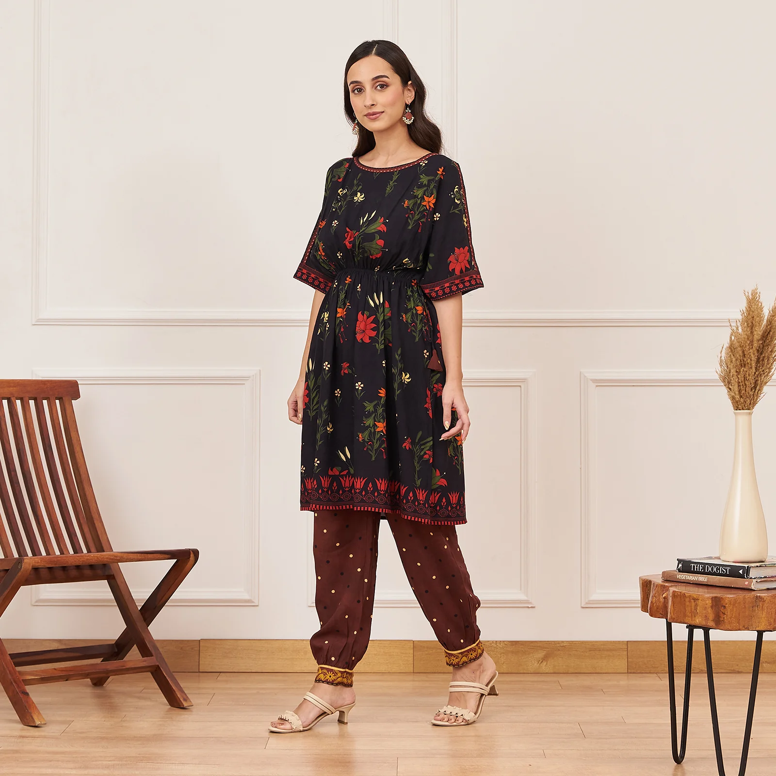 Black Floral Drawstring Kurta Salwar Co-ord Set - Image 3