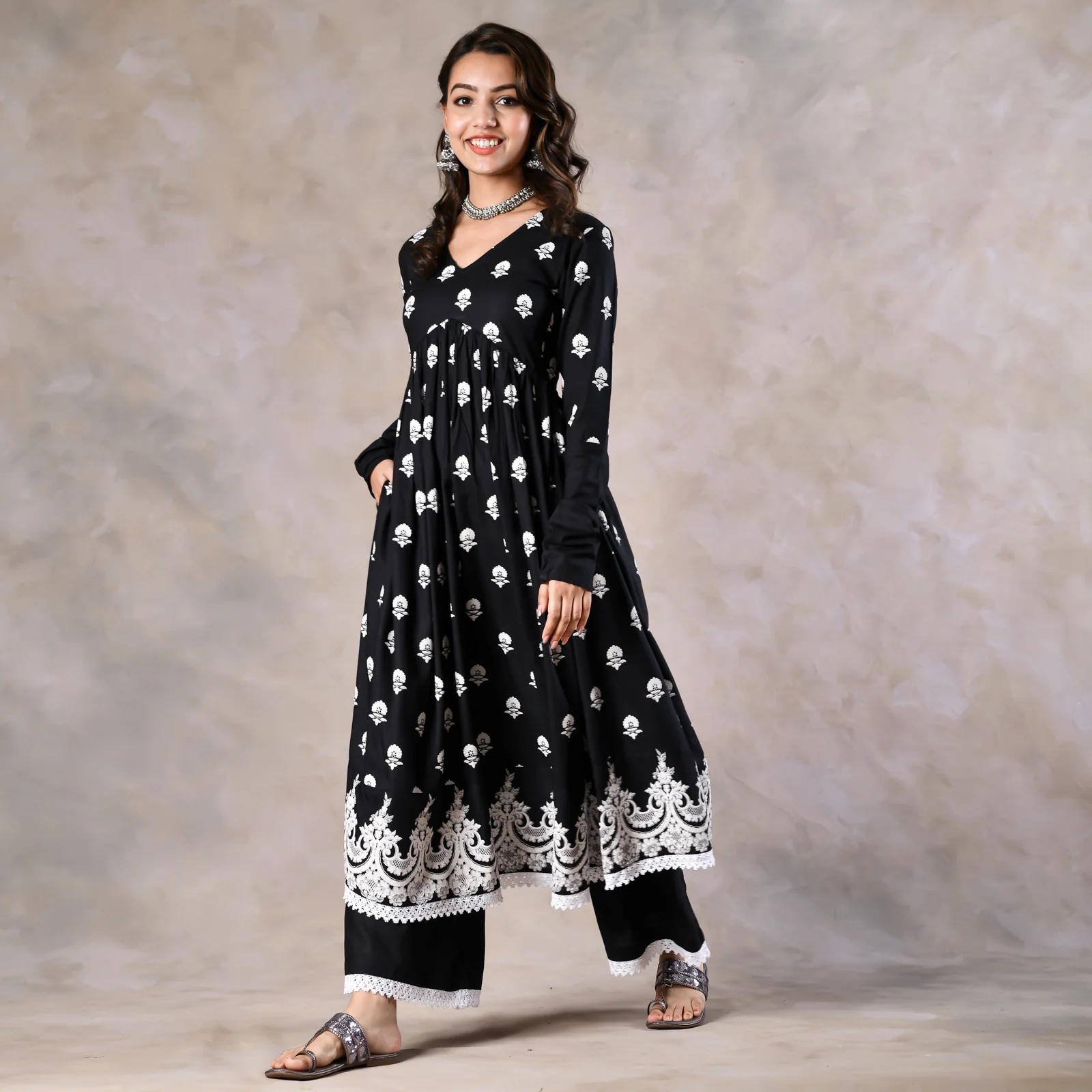 Black Front Gathered Kurta Pant Co-ord Set - Image 11