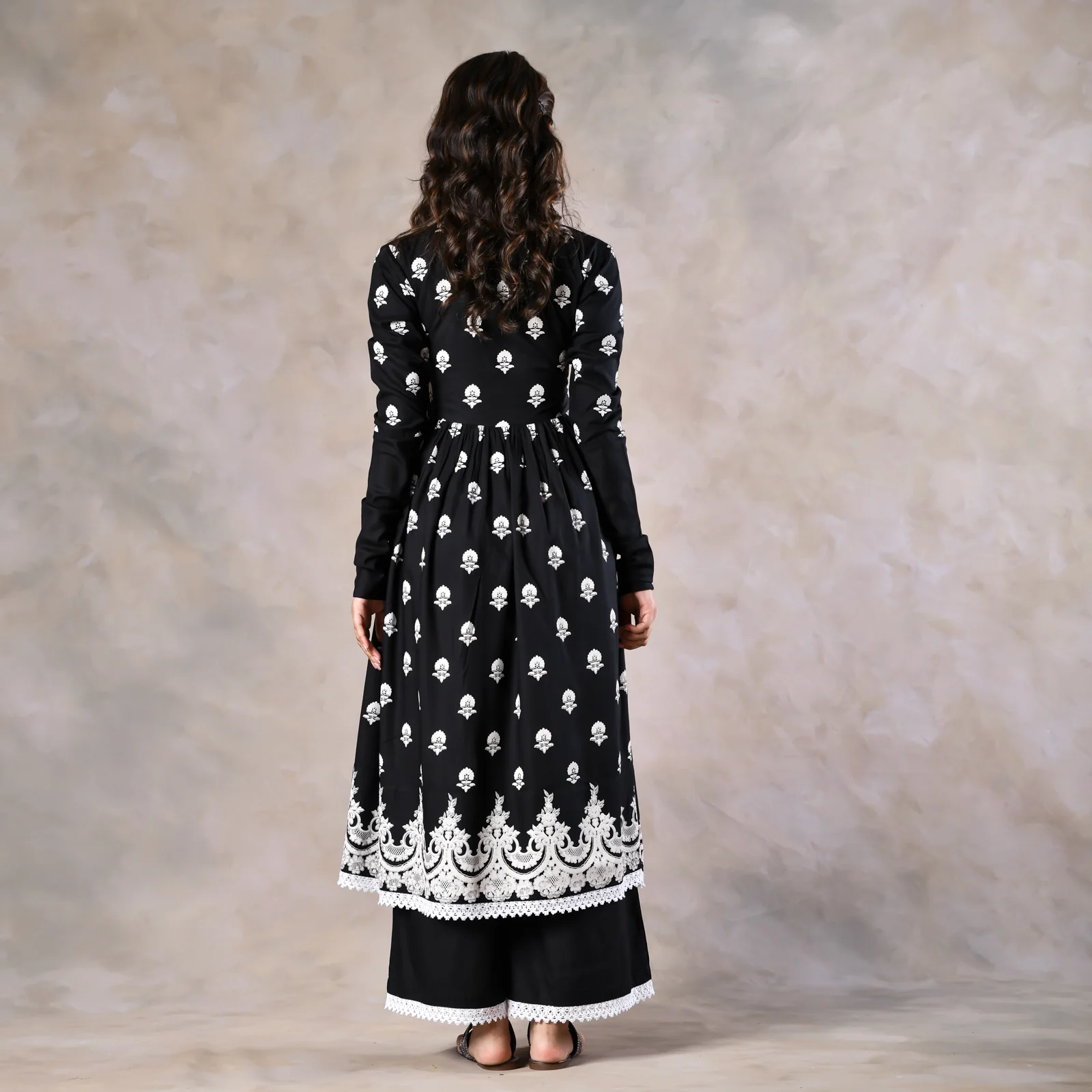 Black Front Gathered Kurta Pant Co-ord Set - Image 14