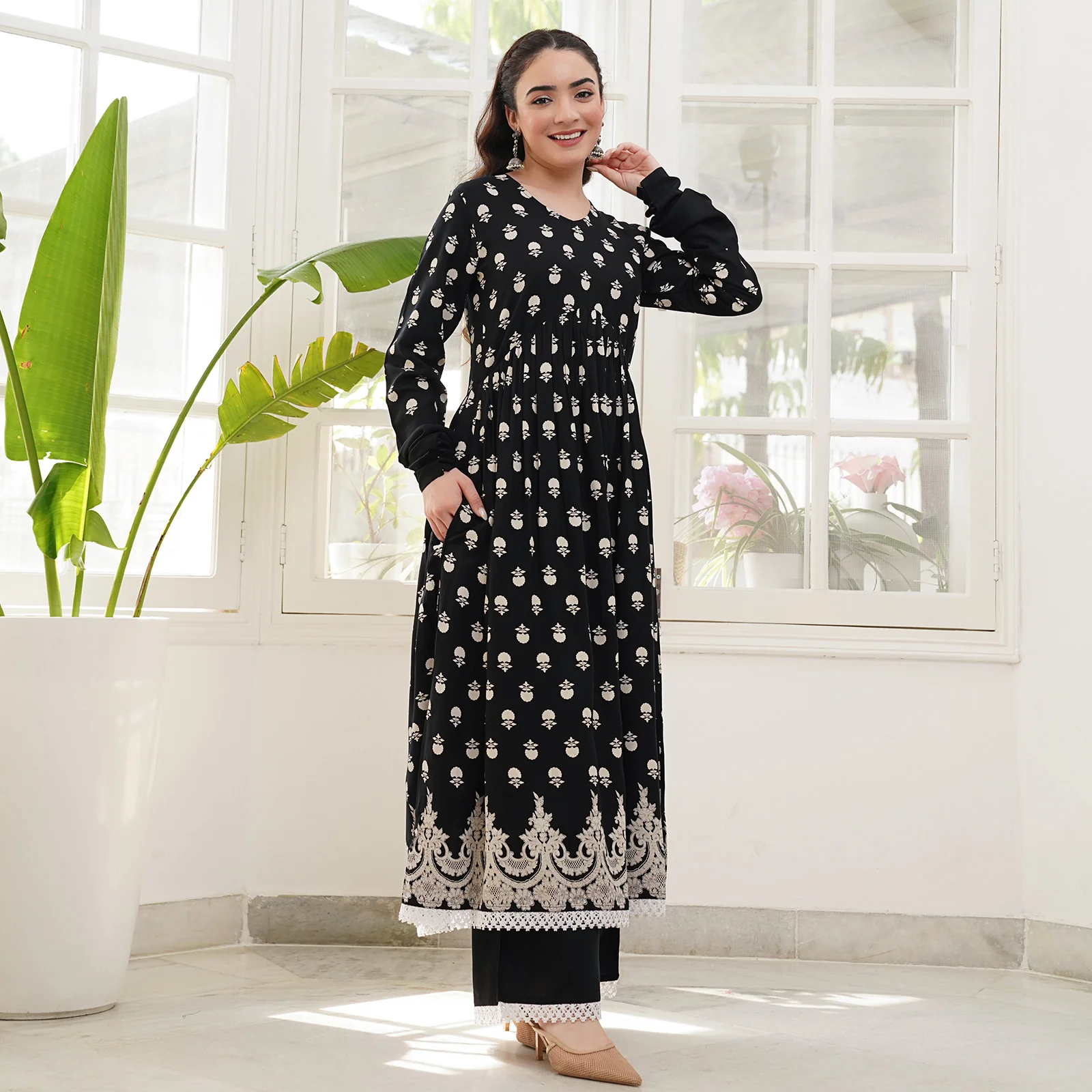 Black Front Gathered Kurta Pant Co-ord Set - Image 3
