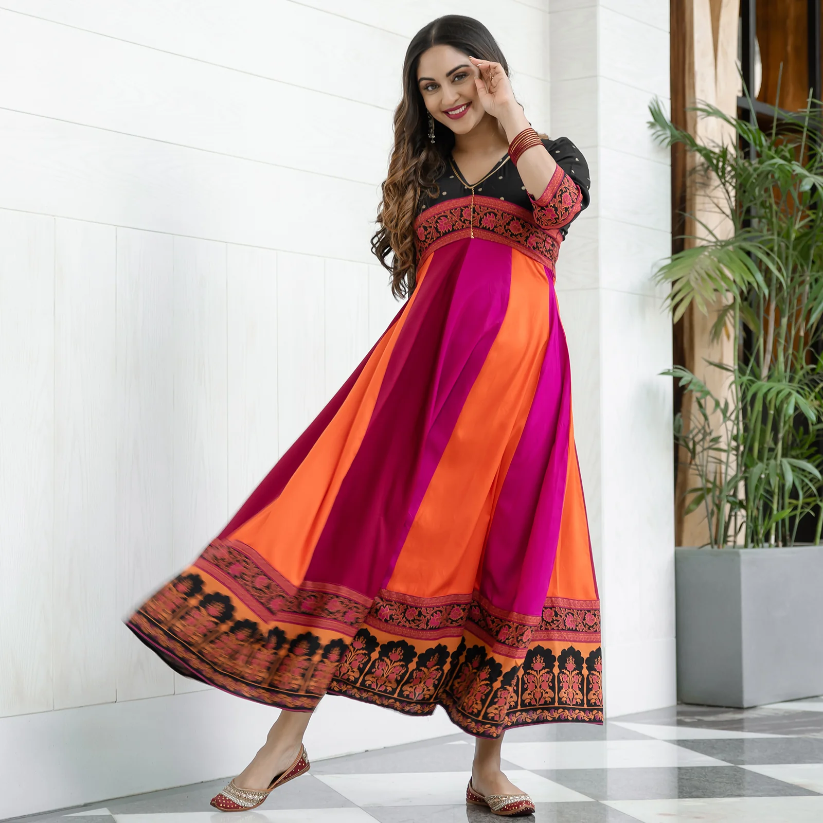 Black Multicolour Long Kalidaar Dress with Border Details - Image 10