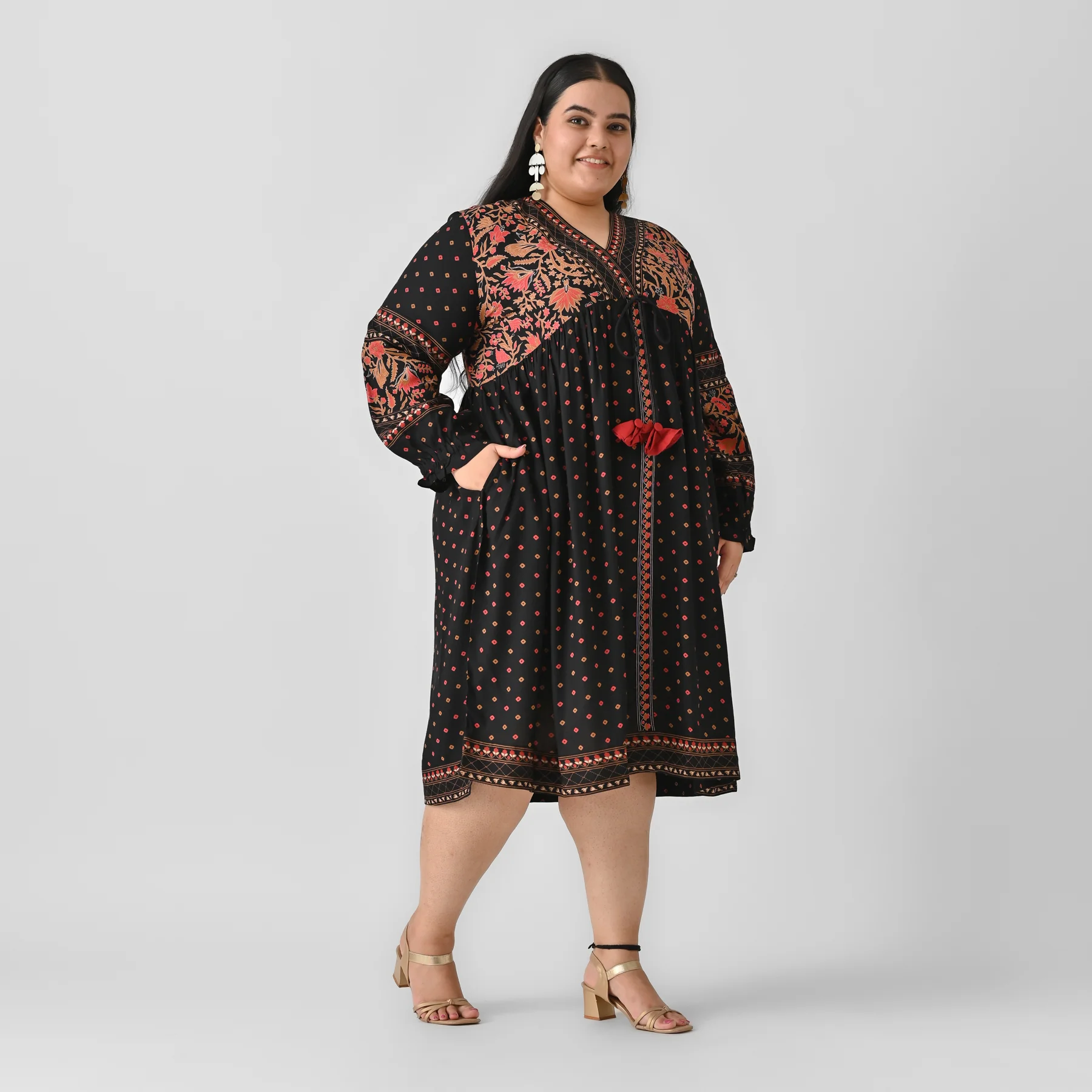 Black Printed V Neck Dress - SOM - Image 3