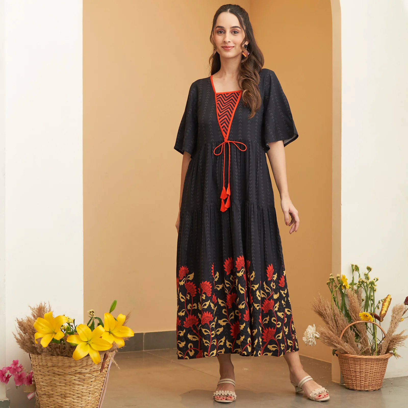Black V Neck Floral Tiered Dress - Image 3
