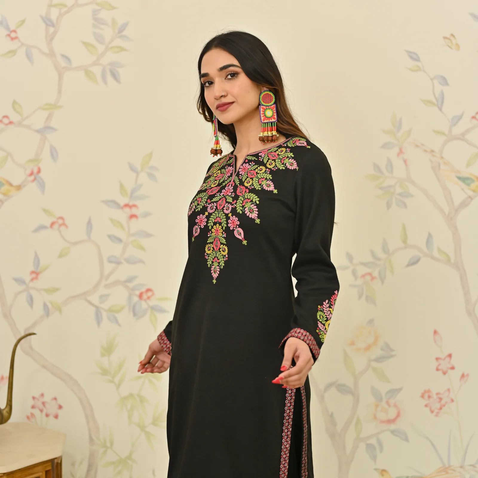Black Woollen Aari Embroidered Floral Kurta Pant Set - Image 3