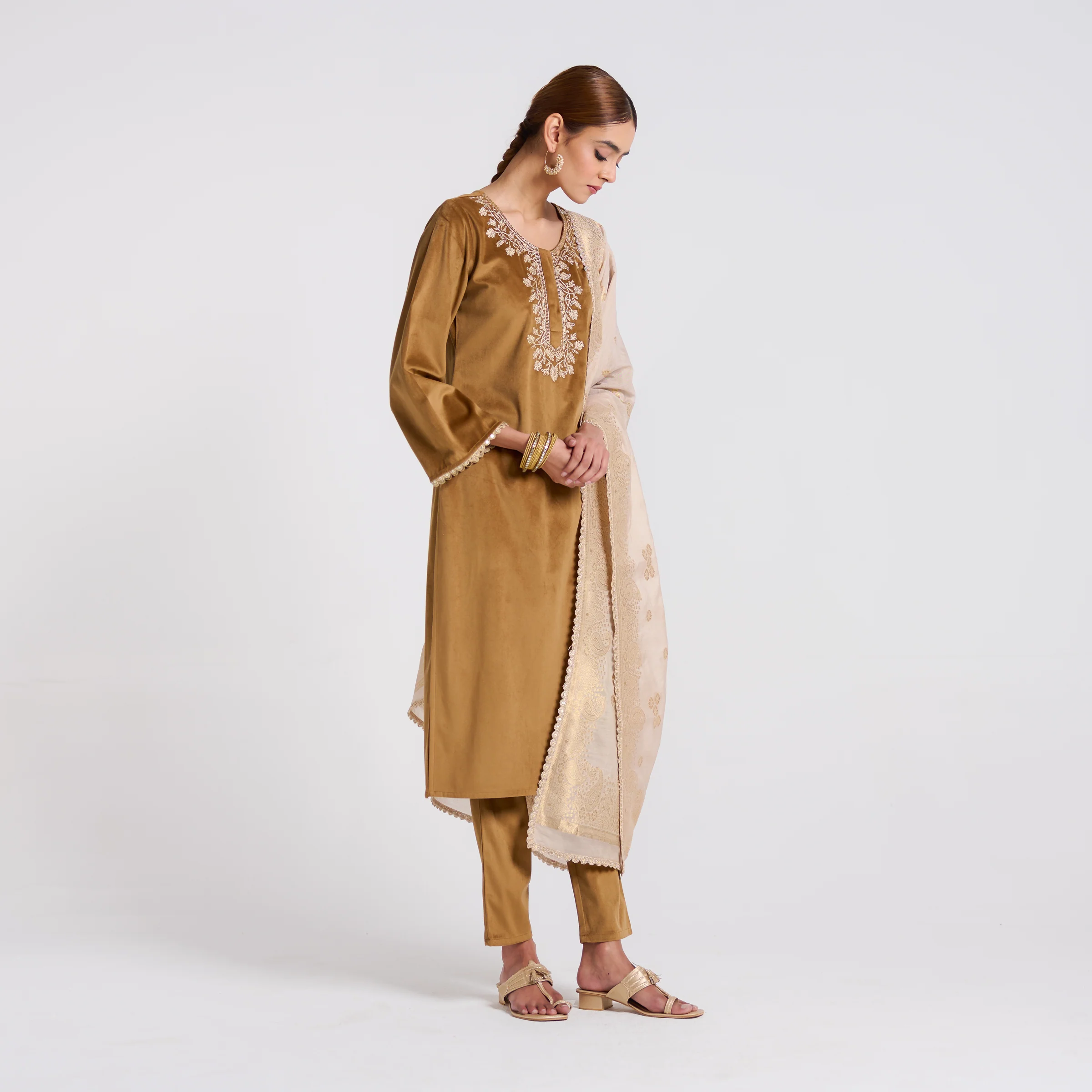 Brown Ochre Embroidered Noor Velvet Set with Brocade Dupatta - Image 5