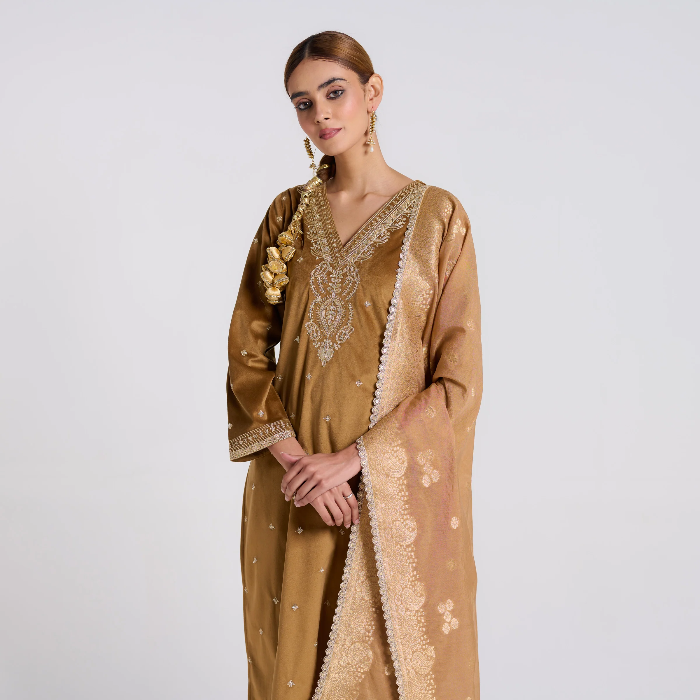 Brown Ochre Varak Embroidered Velvet Set with Brocade Dupatta - Image 3