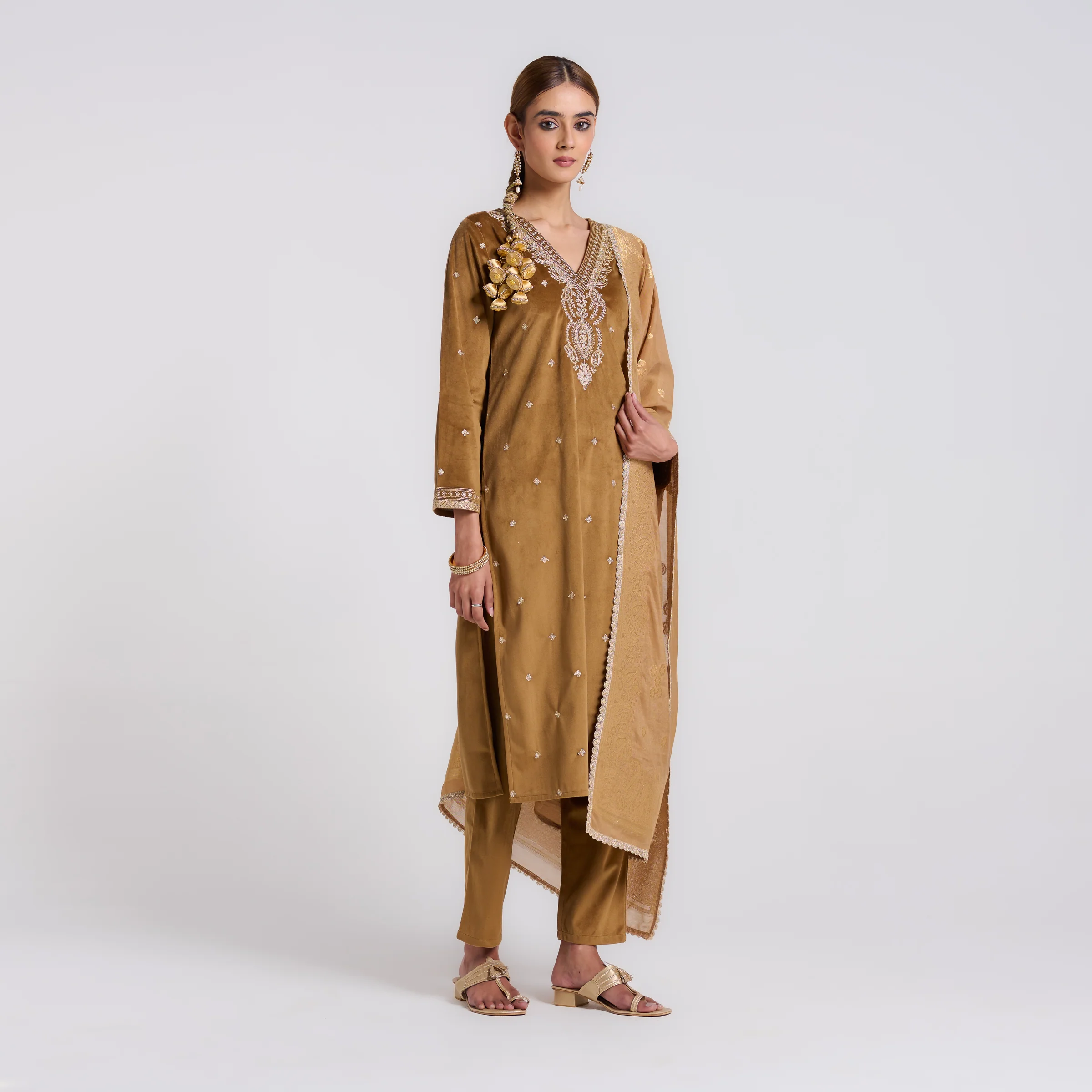 Brown Ochre Varak Embroidered Velvet Set with Brocade Dupatta - Image 6