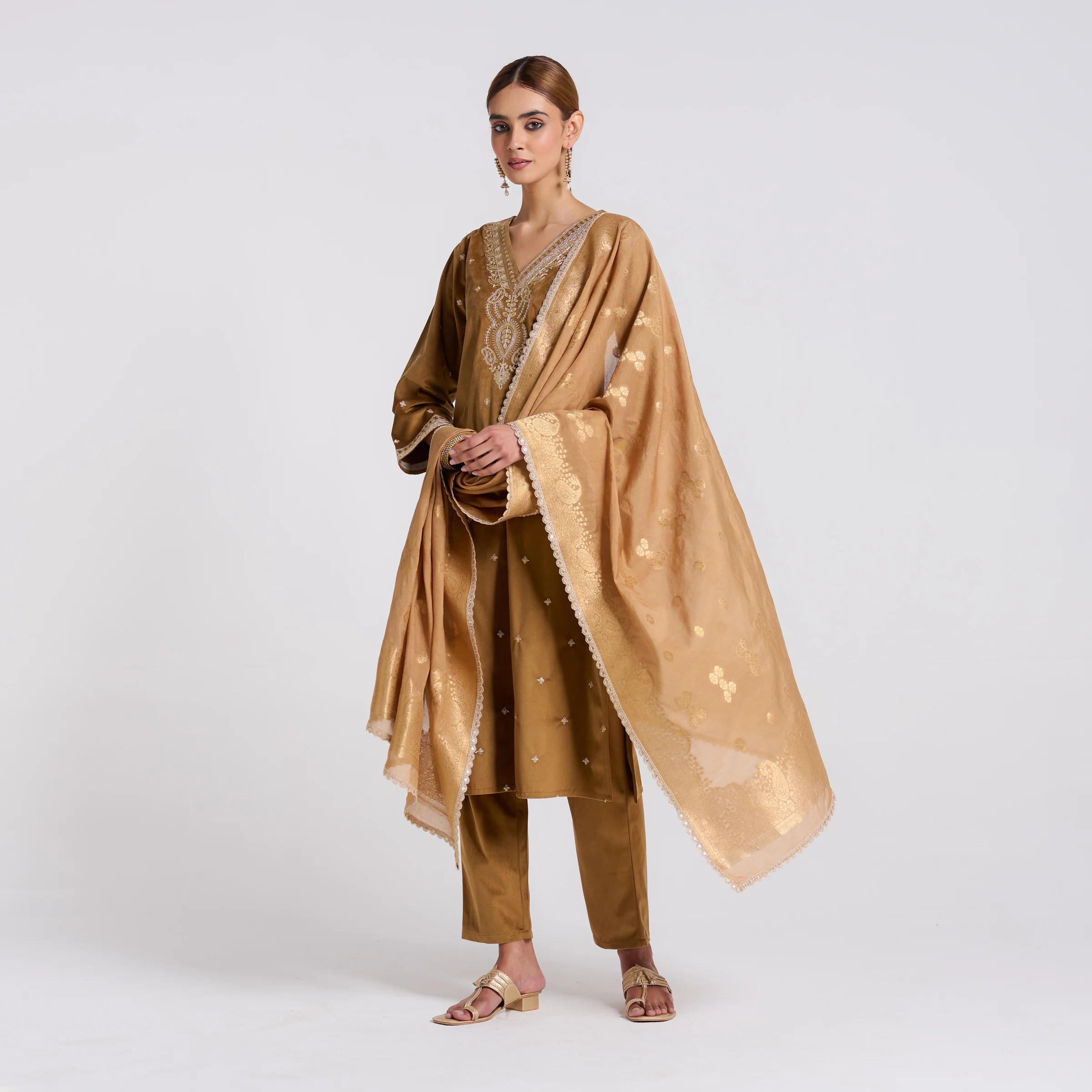 Brown Ochre Varak Embroidered Velvet Set with Brocade Dupatta - Image 7