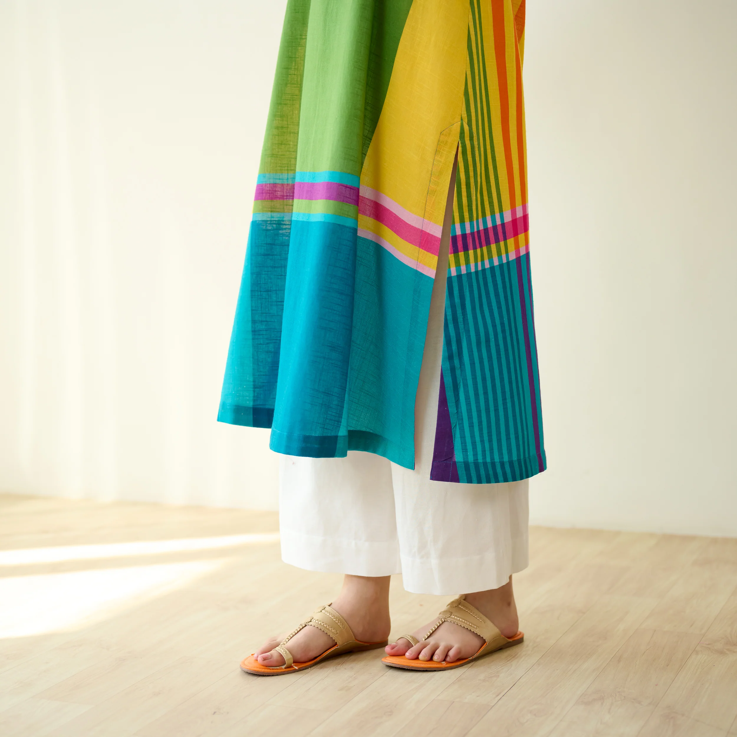 Chakra Pure Slub Cotton Kurta - Multicolour - Image 4