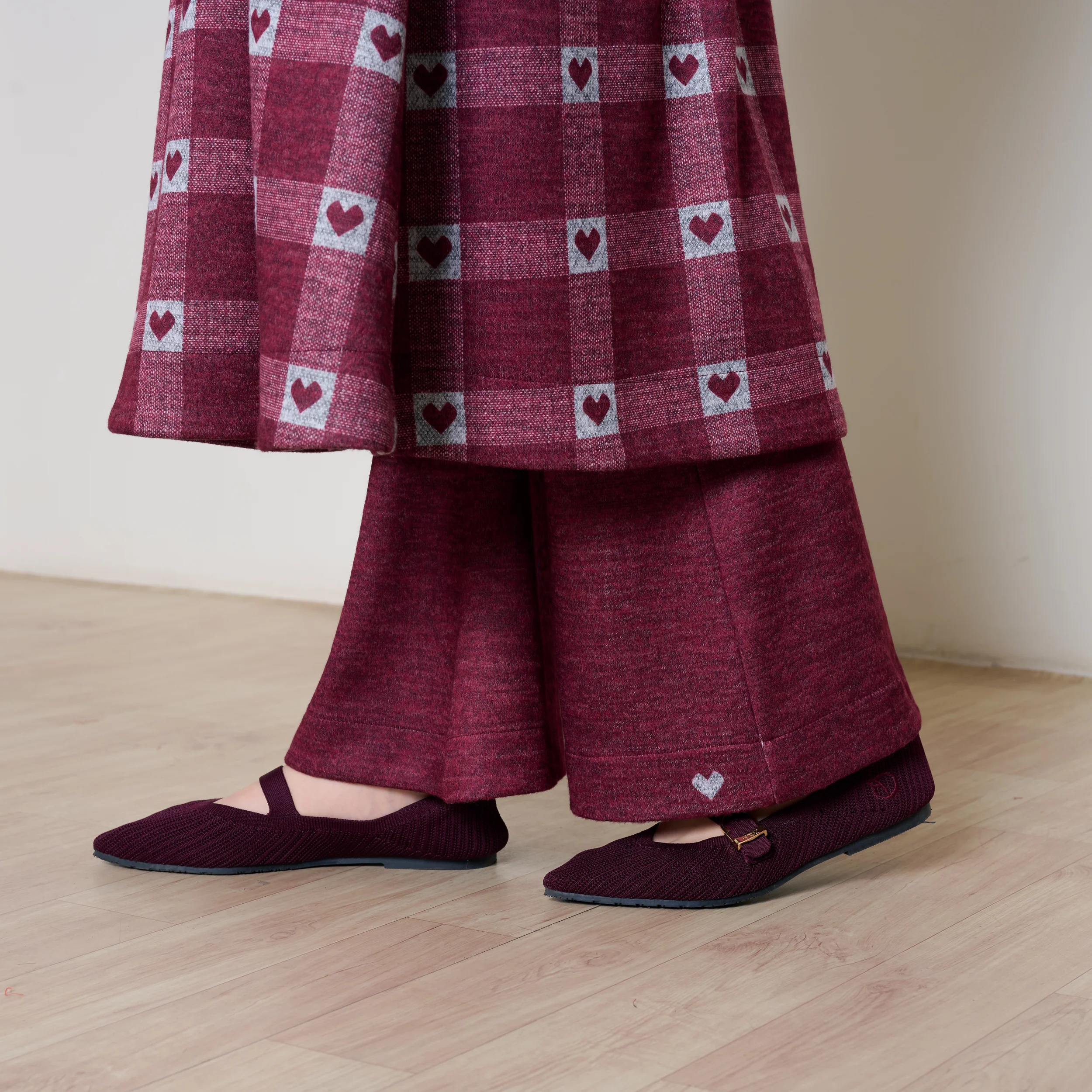 Childhood Sweetheart Woollen Kurta Set - Maroon - Image 8