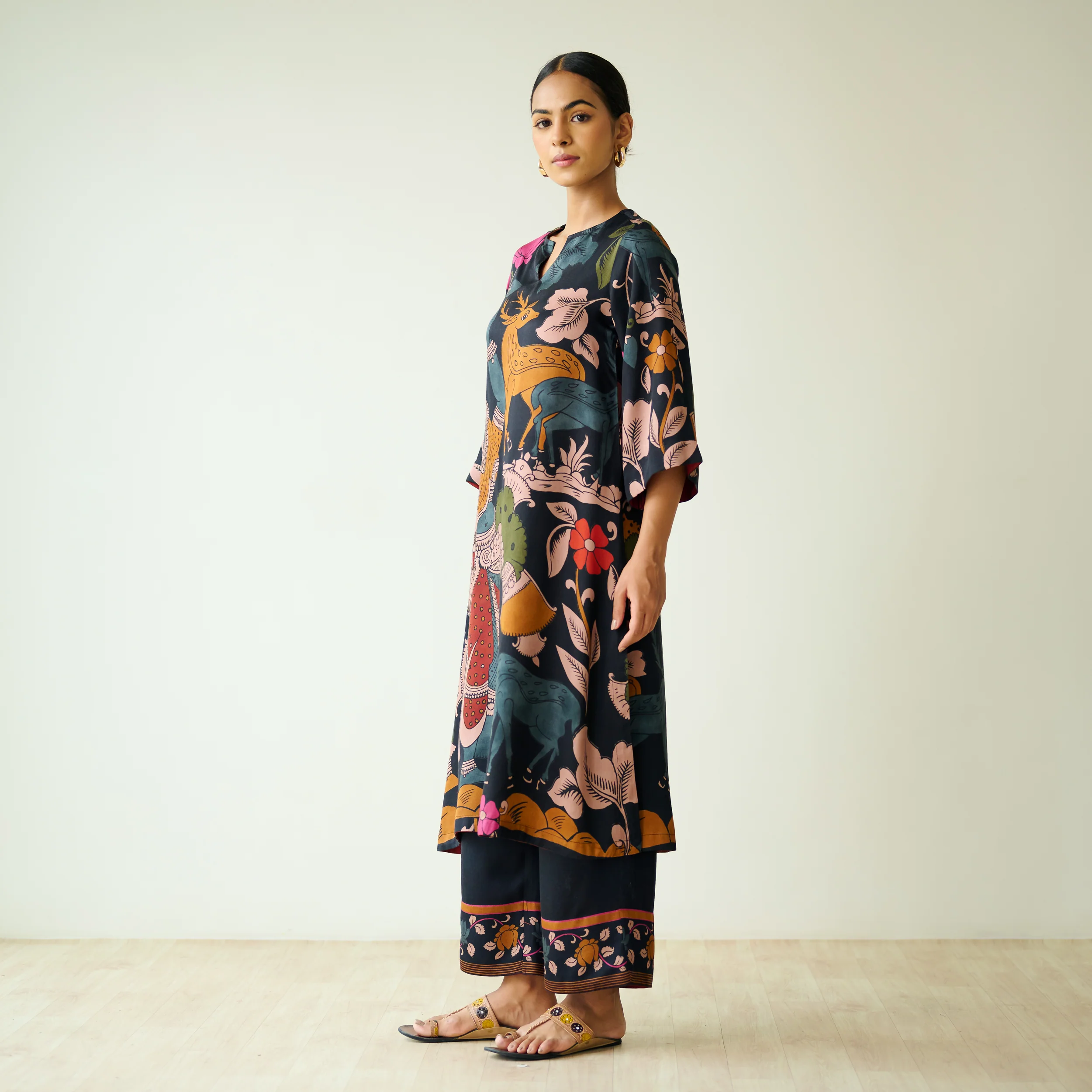 Chitra Modal Satin Kurta Set - Black - Image 5