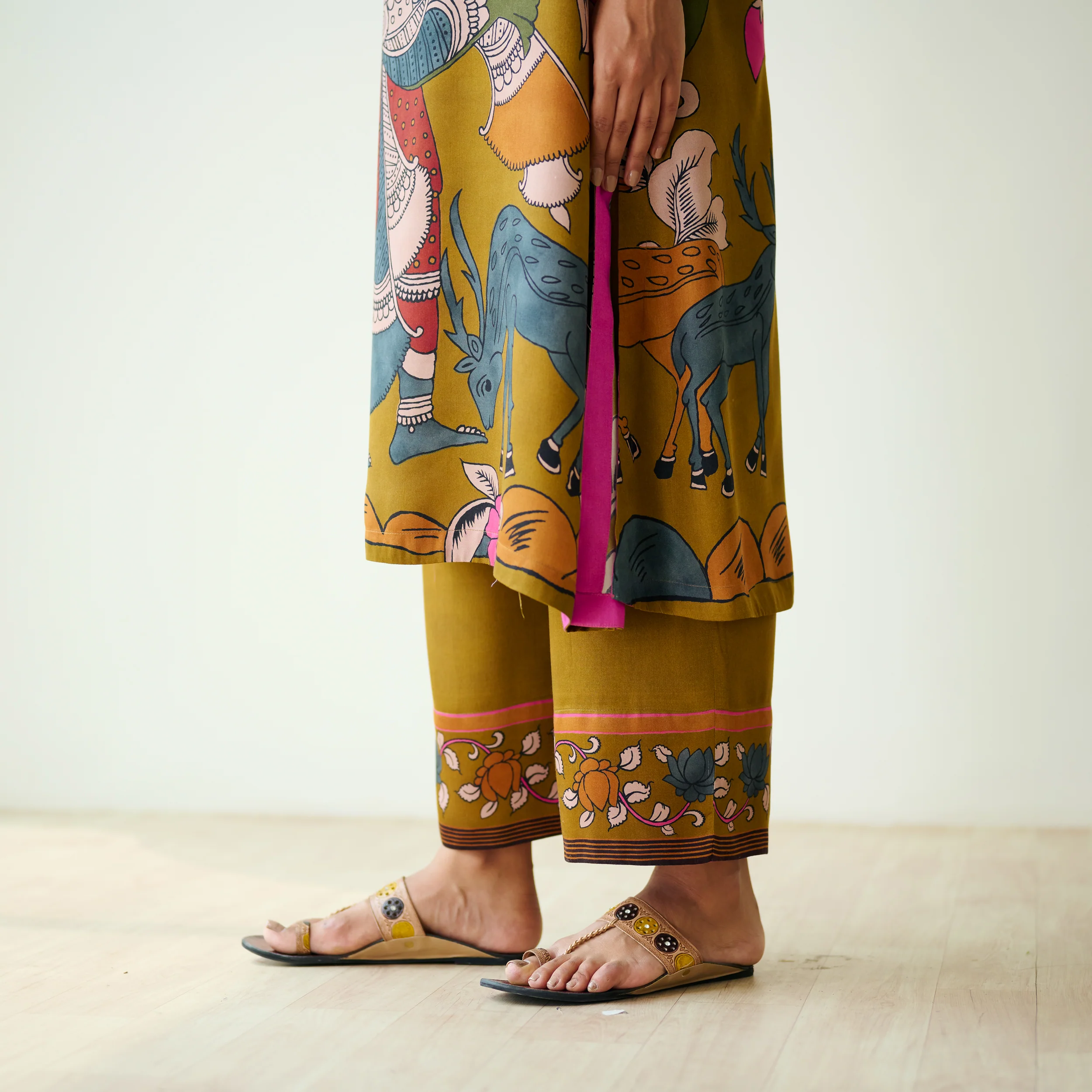 Chitra Modal Satin Kurta Set - Mustard - Image 5