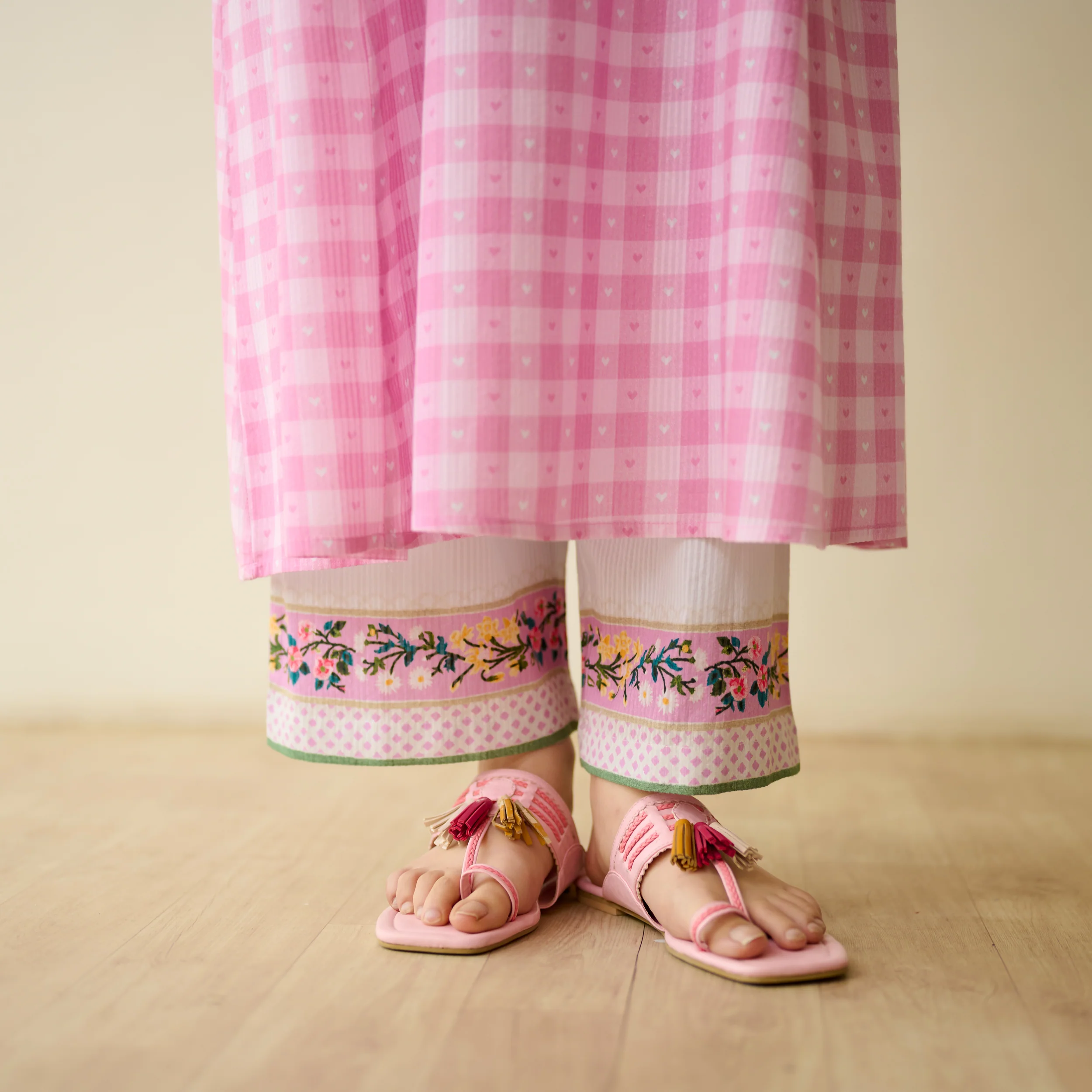 Countryside Seersucker Cotton Kurta Set - Baby Pink - Image 3