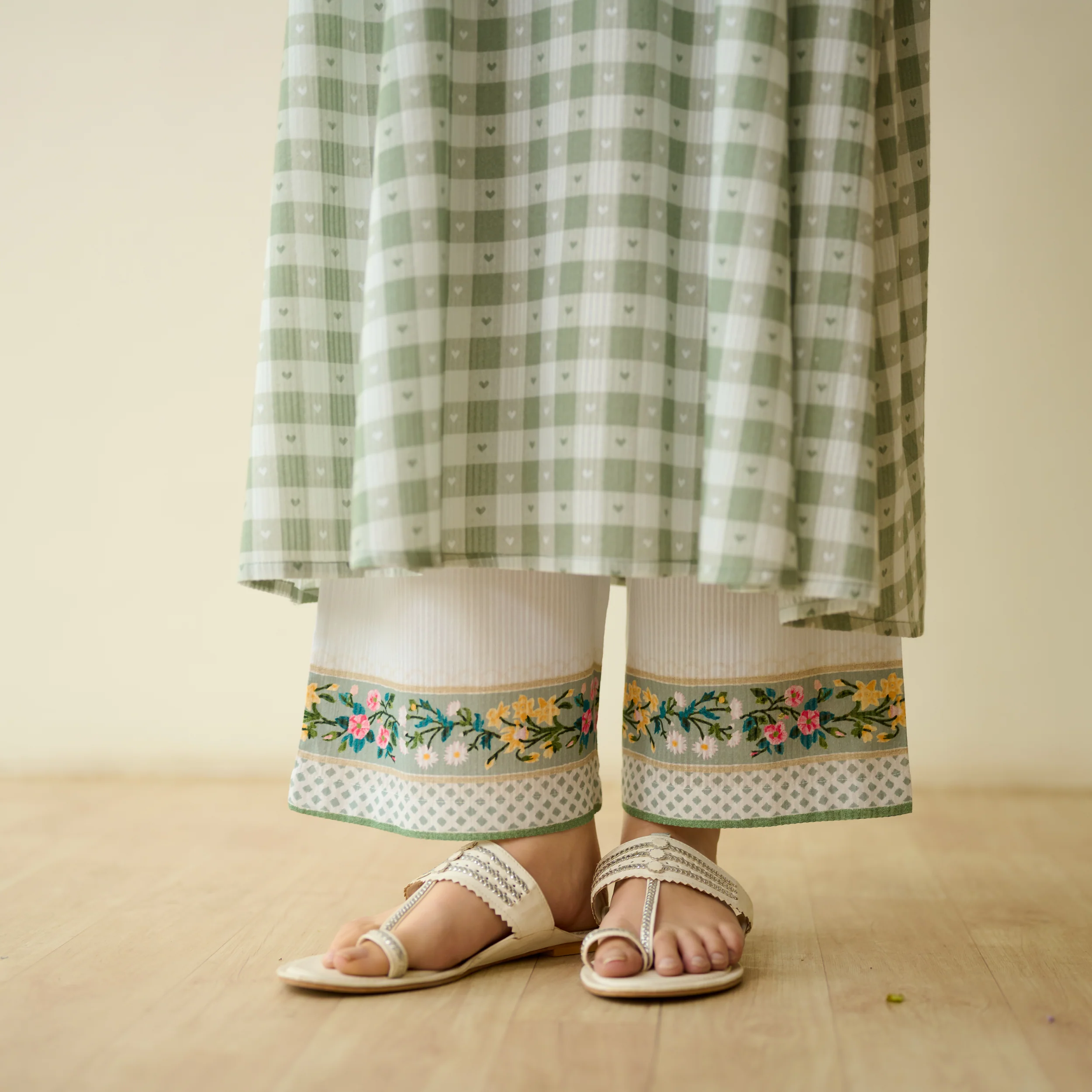 Countryside Seersucker Cotton Kurta Set - Pista Green - Image 4