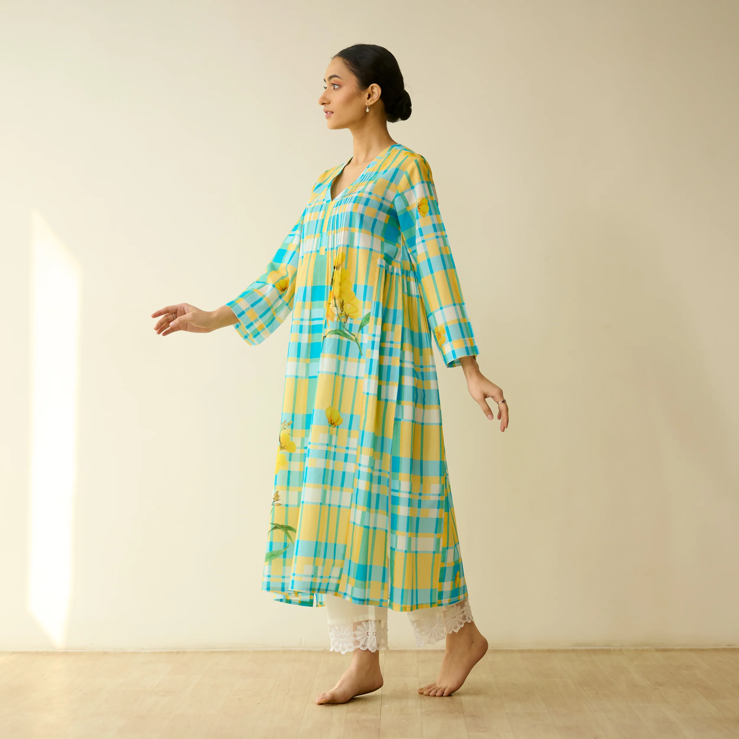 Daffodil Mulmul Cotton Kurta - Blue and Yellow - Image 6