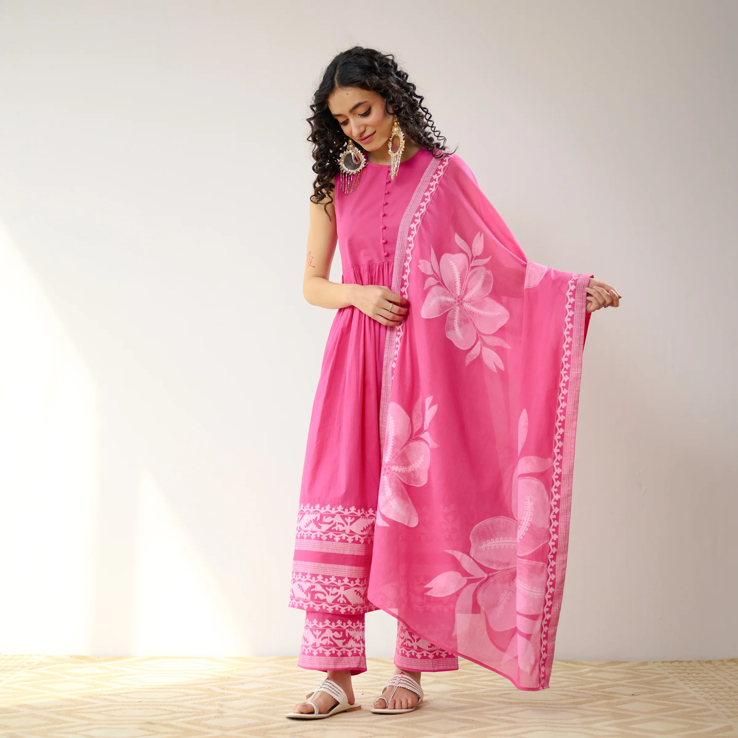 Daisy Cotton Kurta Set with Dupatta - Pink - Image 6