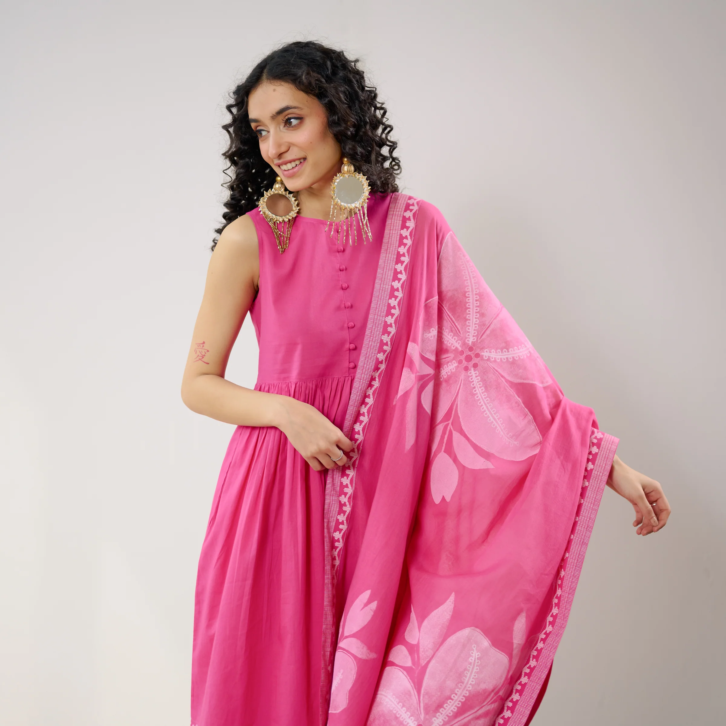 Daisy Cotton Kurta Set with Dupatta - Pink - Image 7