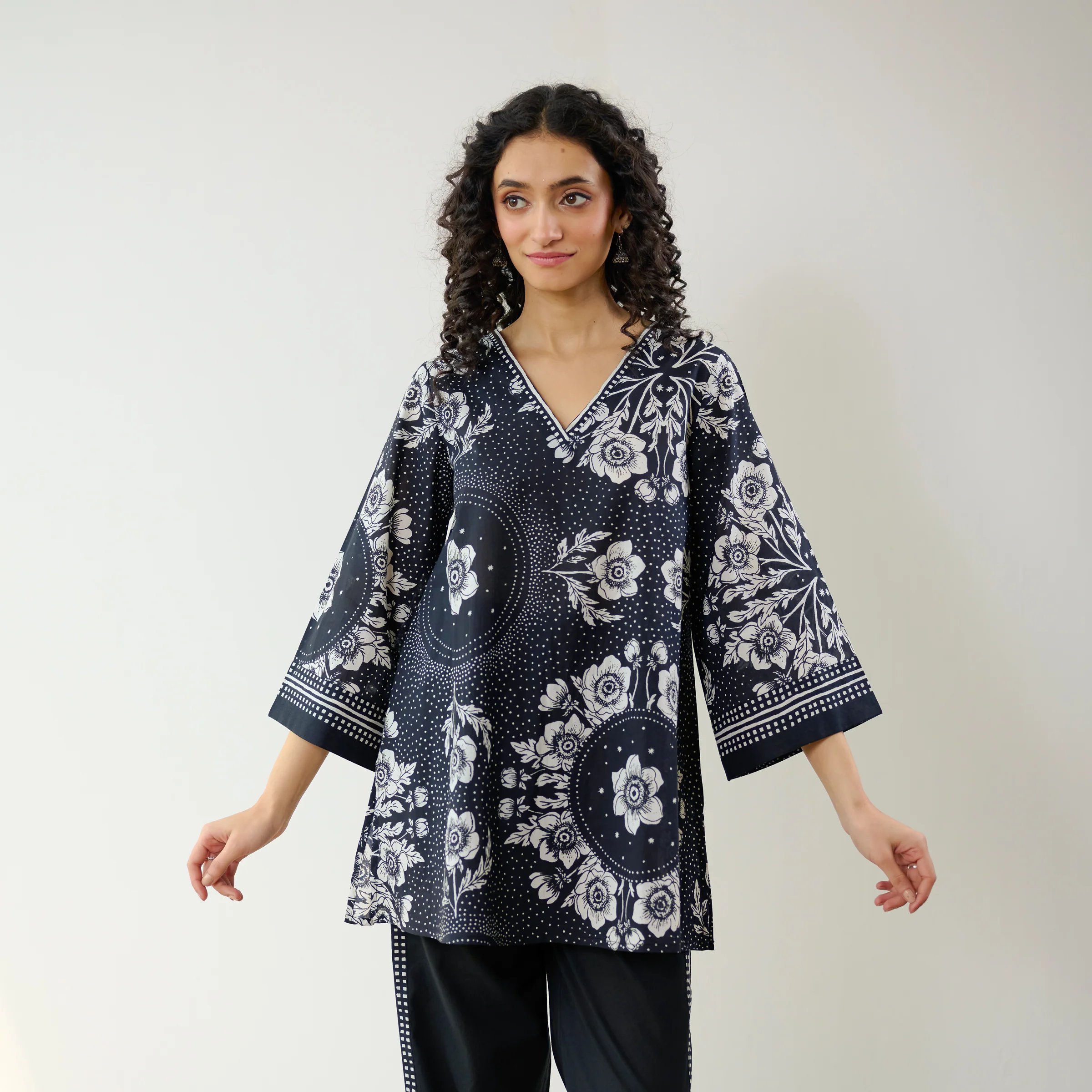 Dewdrop Cotton Co-ord Set - Classic Black - Image 4
