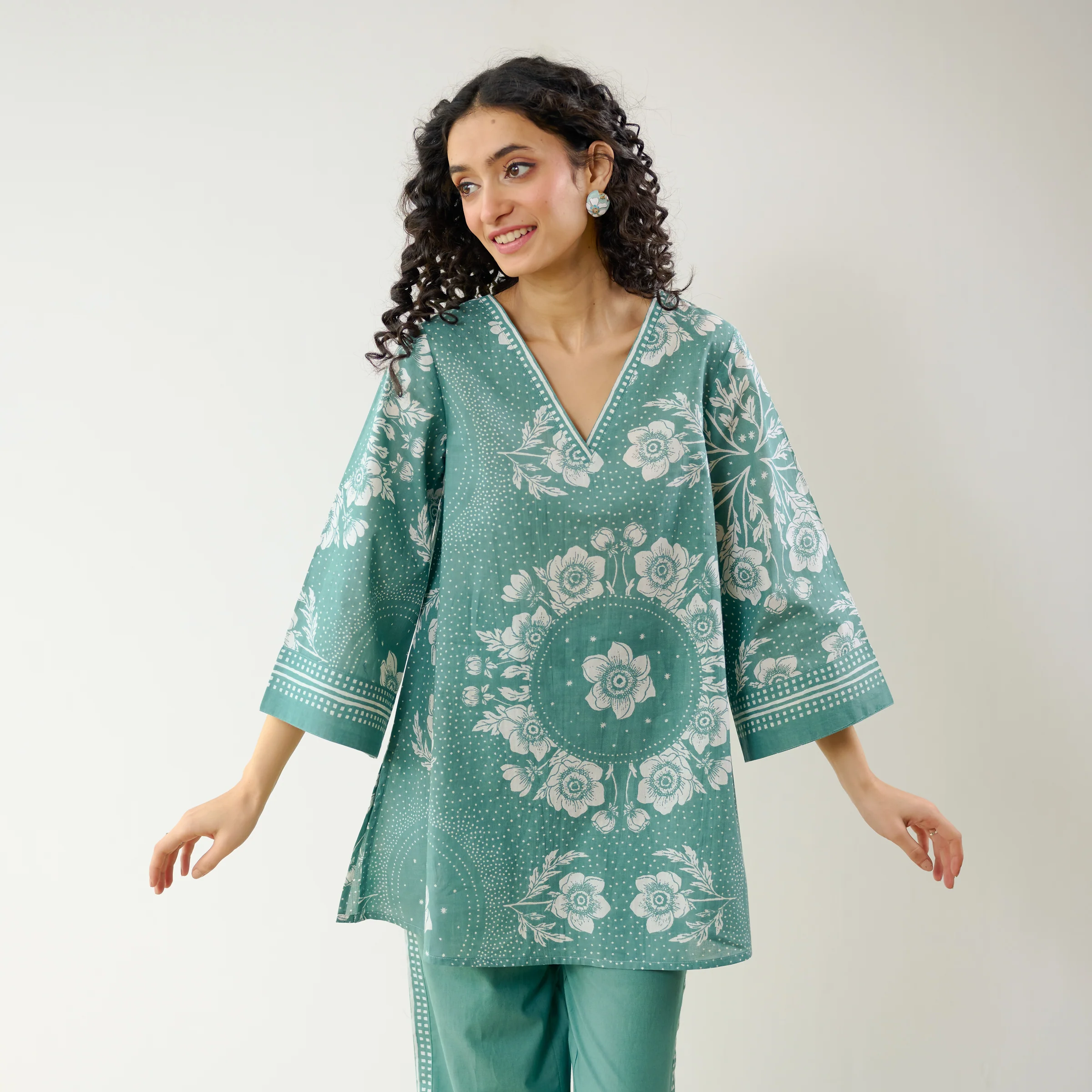 Dewdrop Cotton Co-ord Set - Sage Green - Image 4