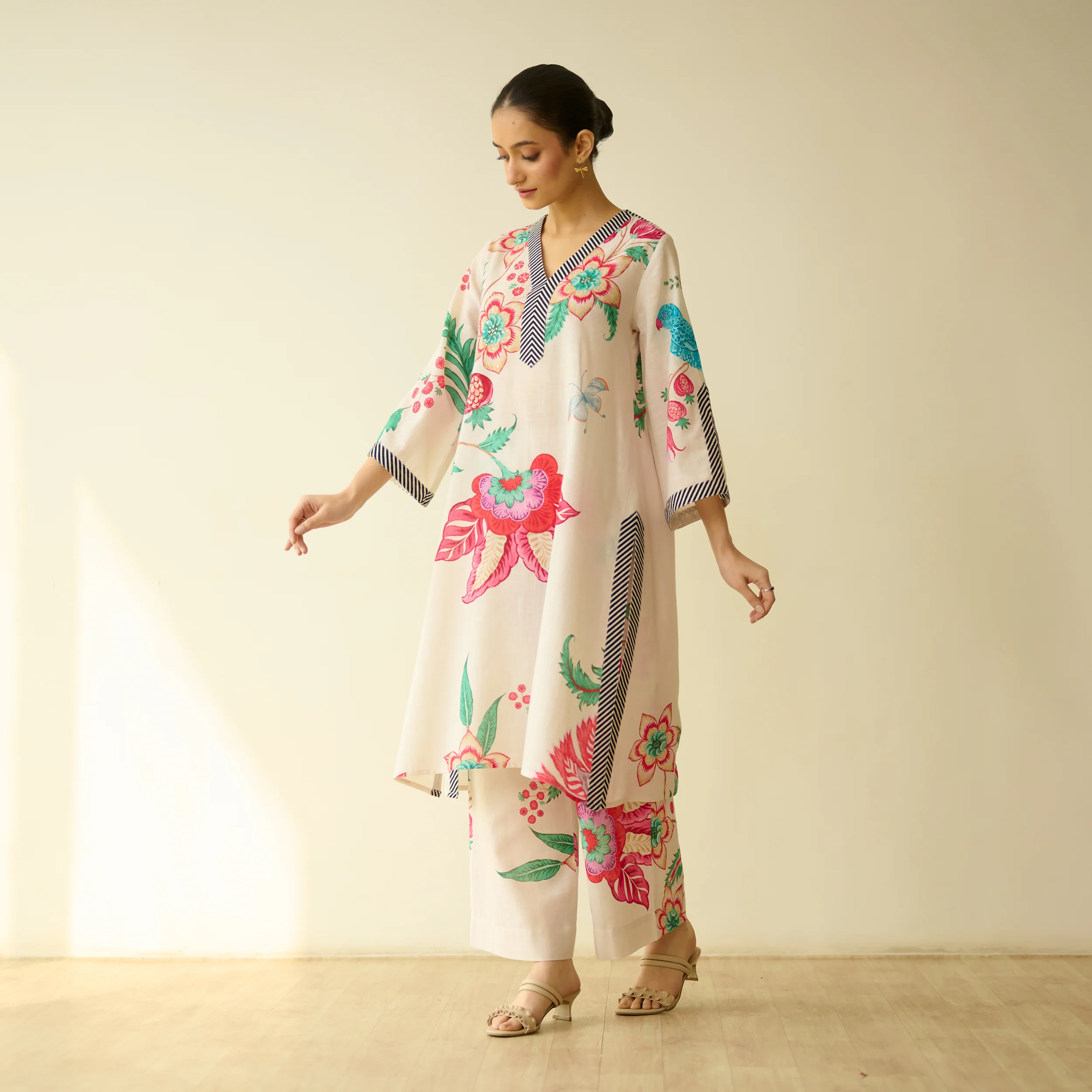 Dil Slub Cotton Hand Embroidered Kurta Set - Butter White - Image 8