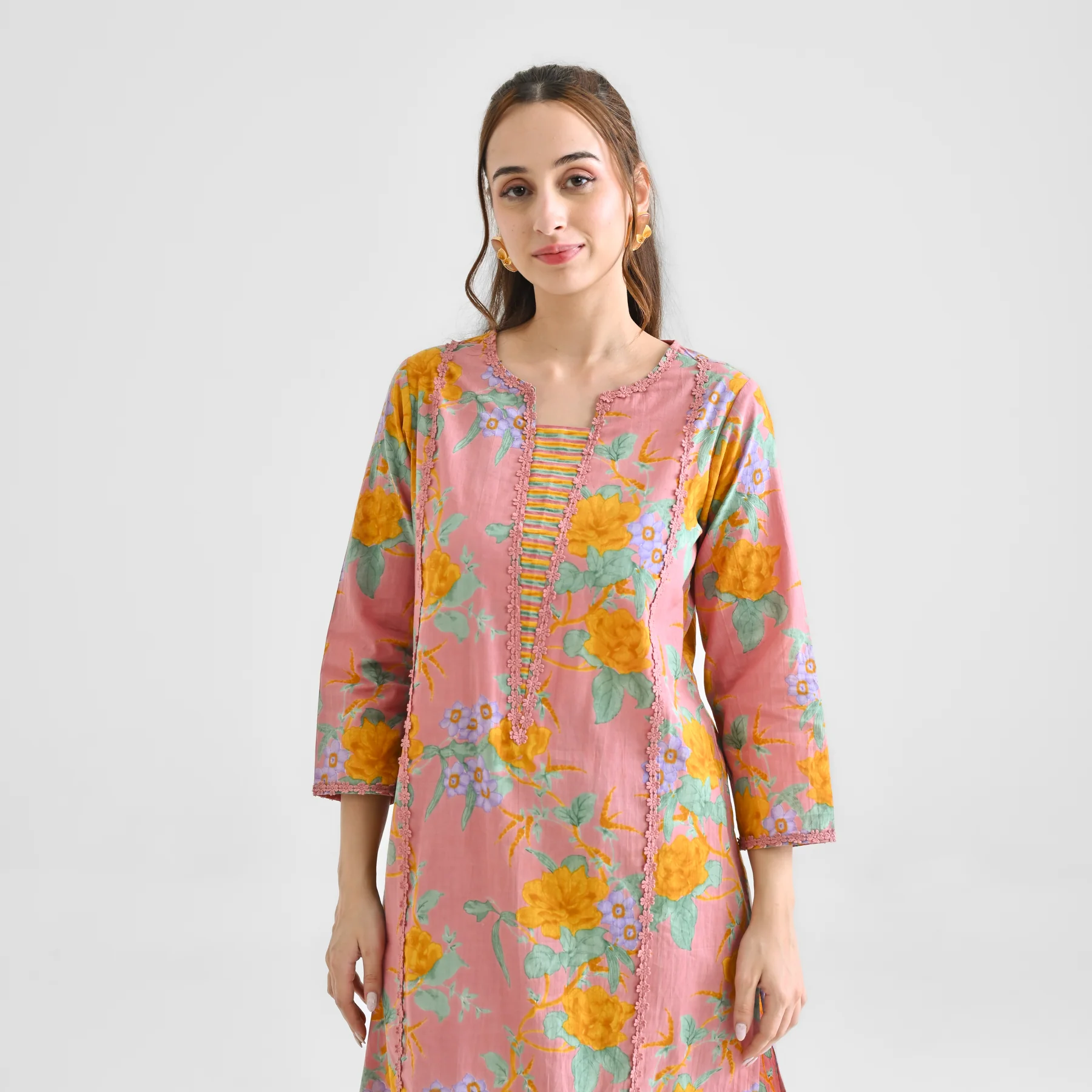 Dusty Pink Floral Sanganeri Inspired Cotton Kurta with Lace Detail - Image 6