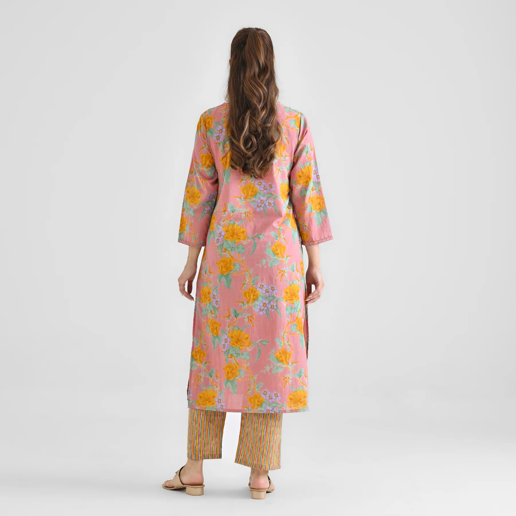 Dusty Pink Floral Sanganeri Inspired Cotton Kurta with Lace Detail - Image 7