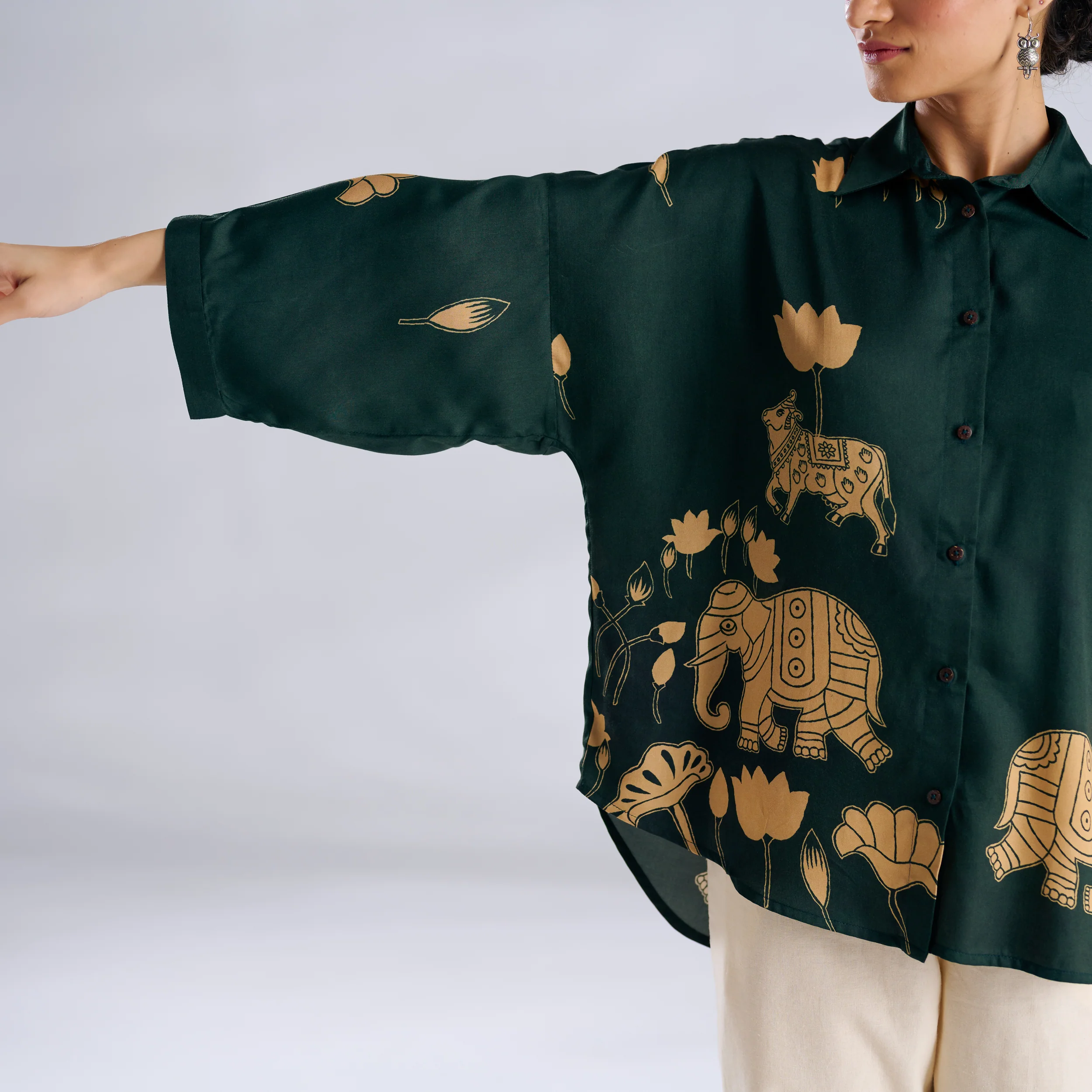 Ele Fun Oversized Modal Satin Shirt - Green - Image 2