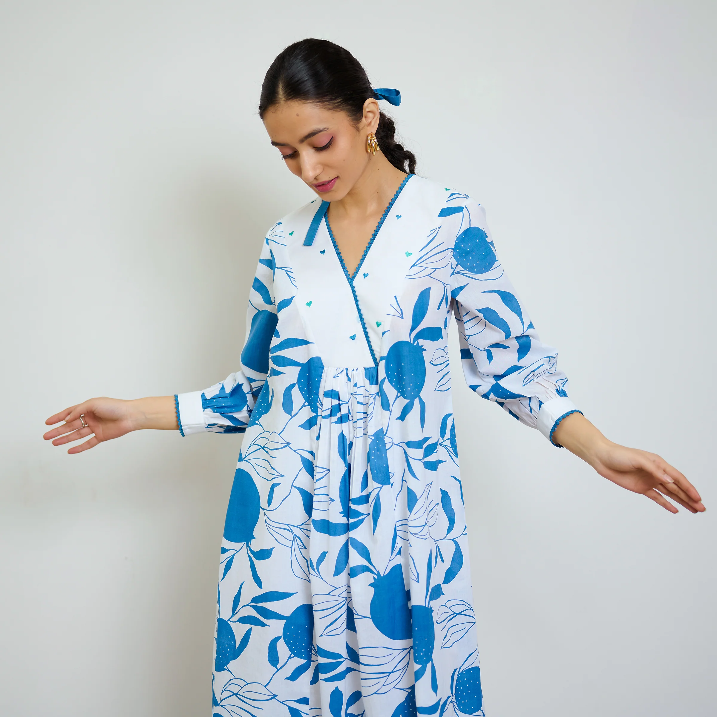 Electric Blue Love is in the Air Cotton Kurta Set with Hand Embroidery Detail - Image 4