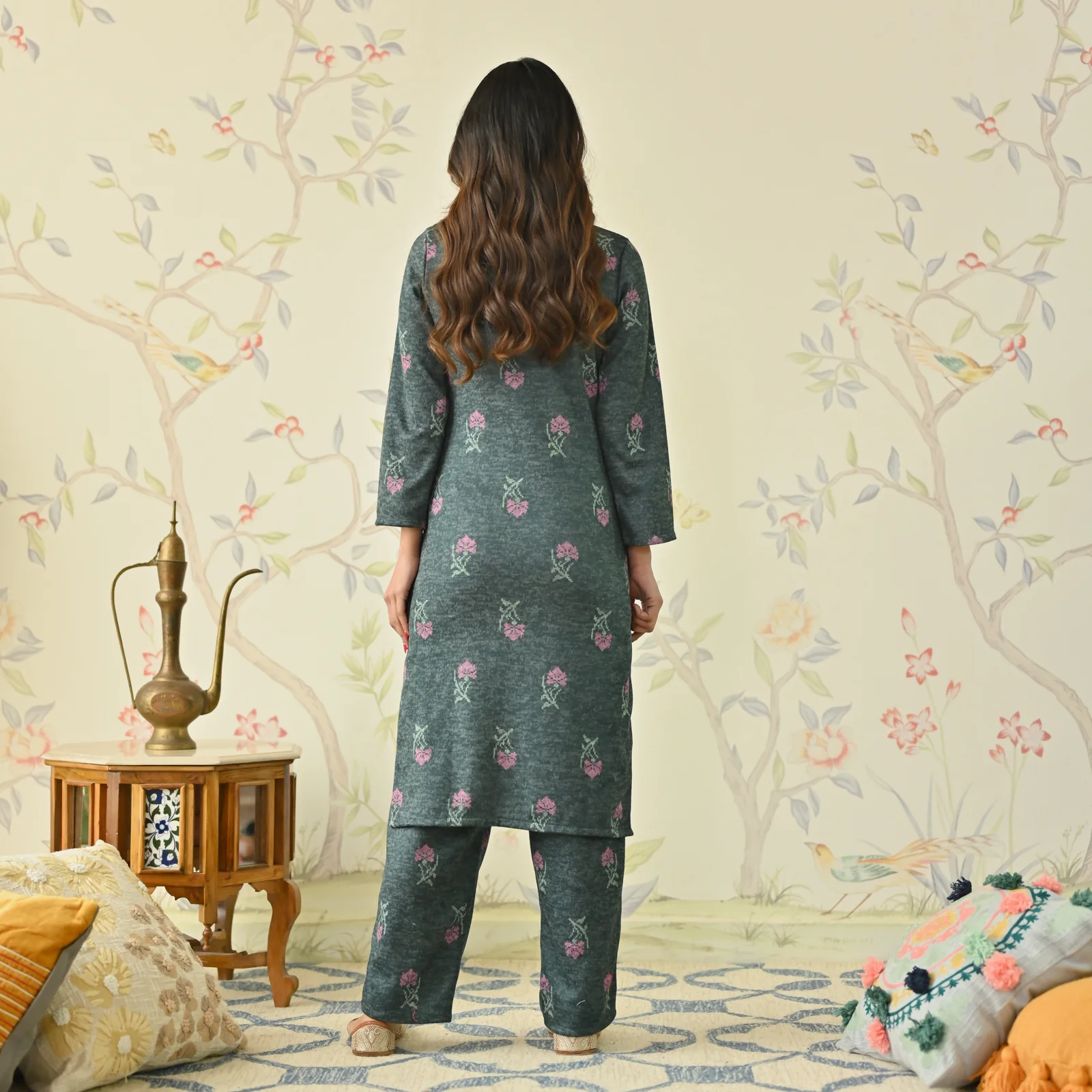 Emerald Green Embroidered Woollen Kurta - Image 7