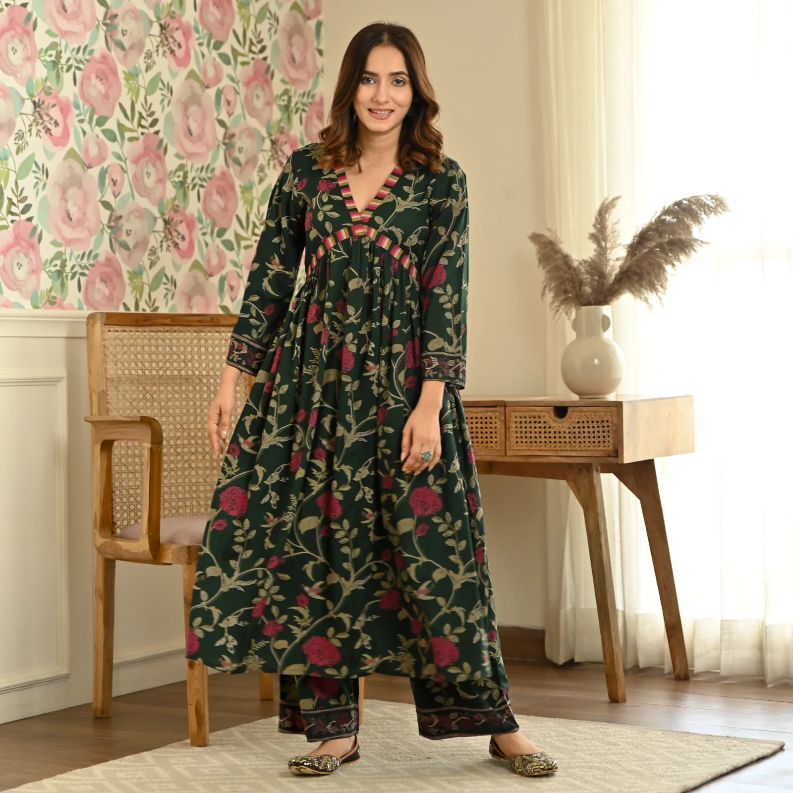 Emerald Green Front Gathered Kurta Pant Co-ord Set - Image 4