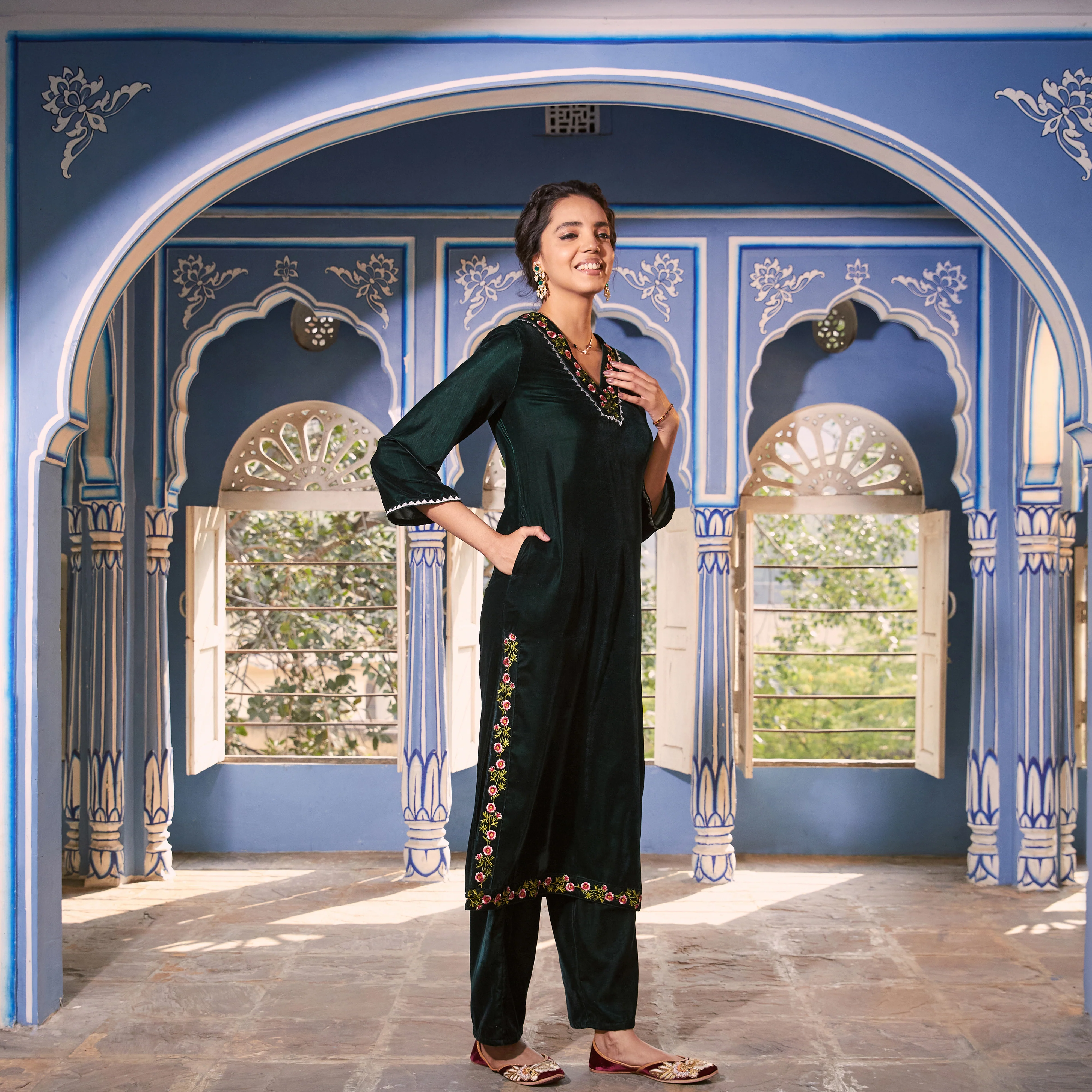 Emerald Green Velvet Floral V Neck Embroidered Kurta - Image 12