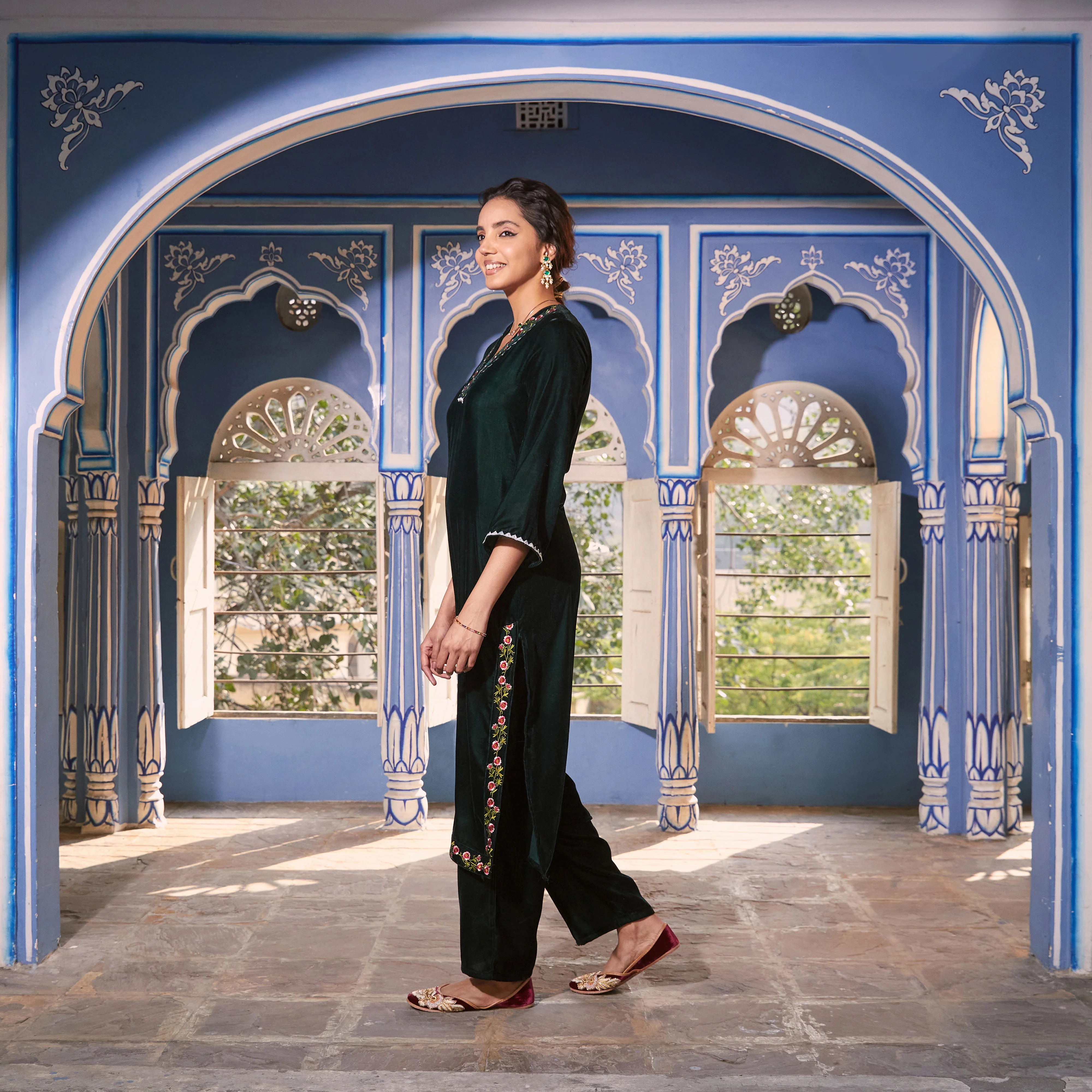 Emerald Green Velvet Floral V Neck Embroidered Kurta - Image 13
