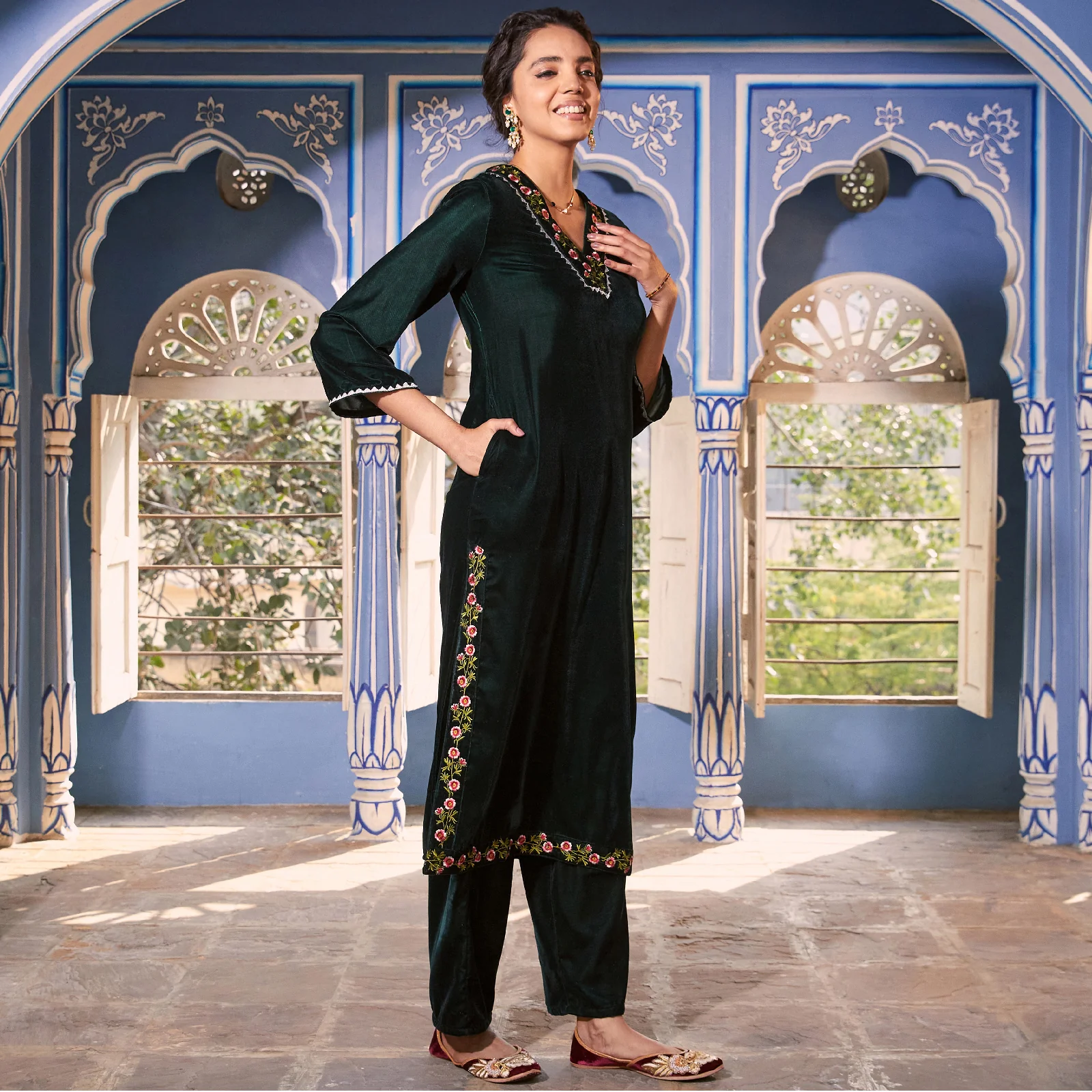 Emerald Green Velvet Floral V Neck Embroidered Kurta - Image 8