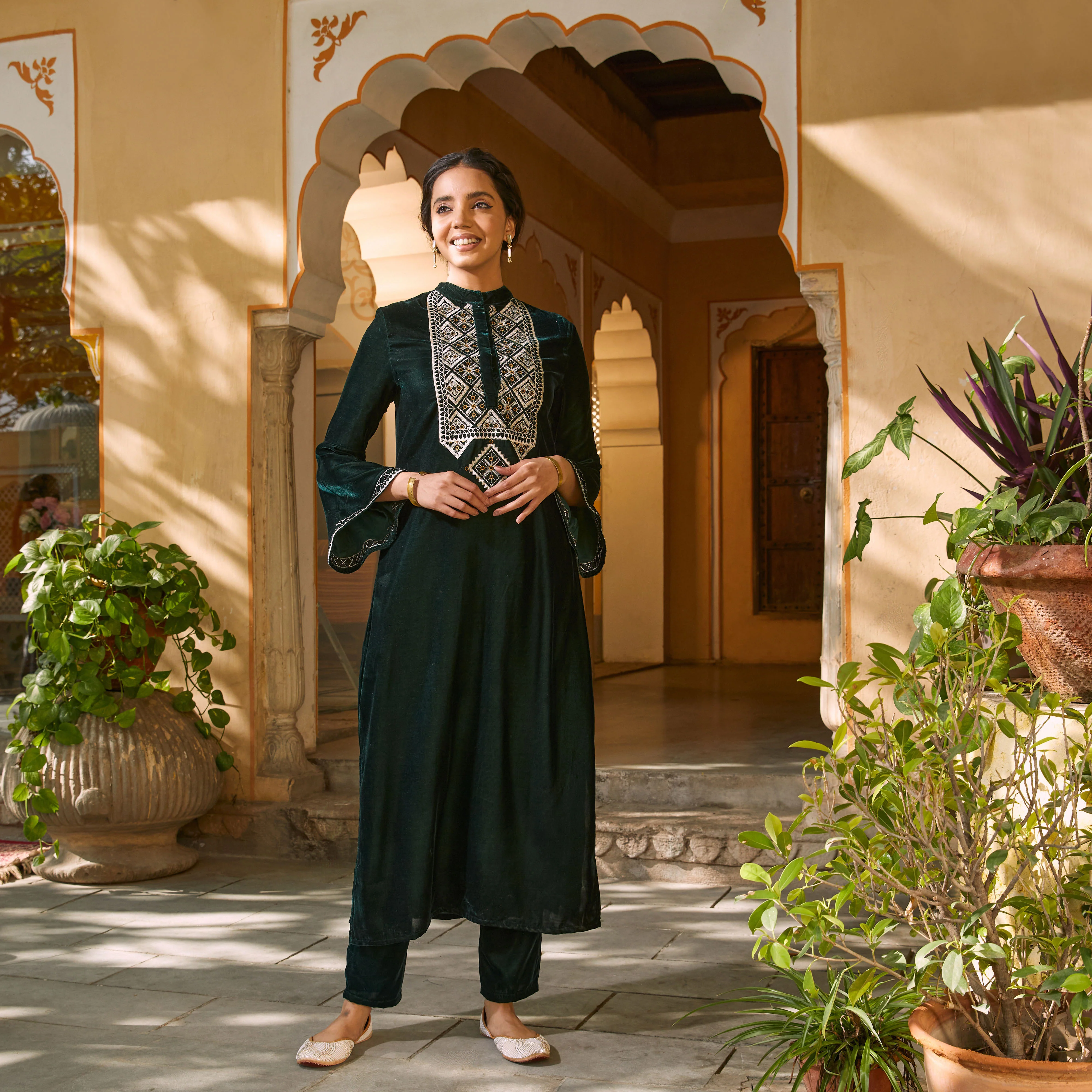 Emerald Green Embroidered Kurta with Bell Sleeves - Image 2
